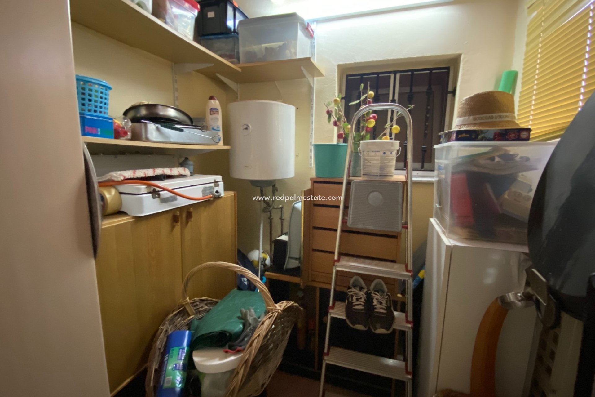 Resale - Villa -
Sax