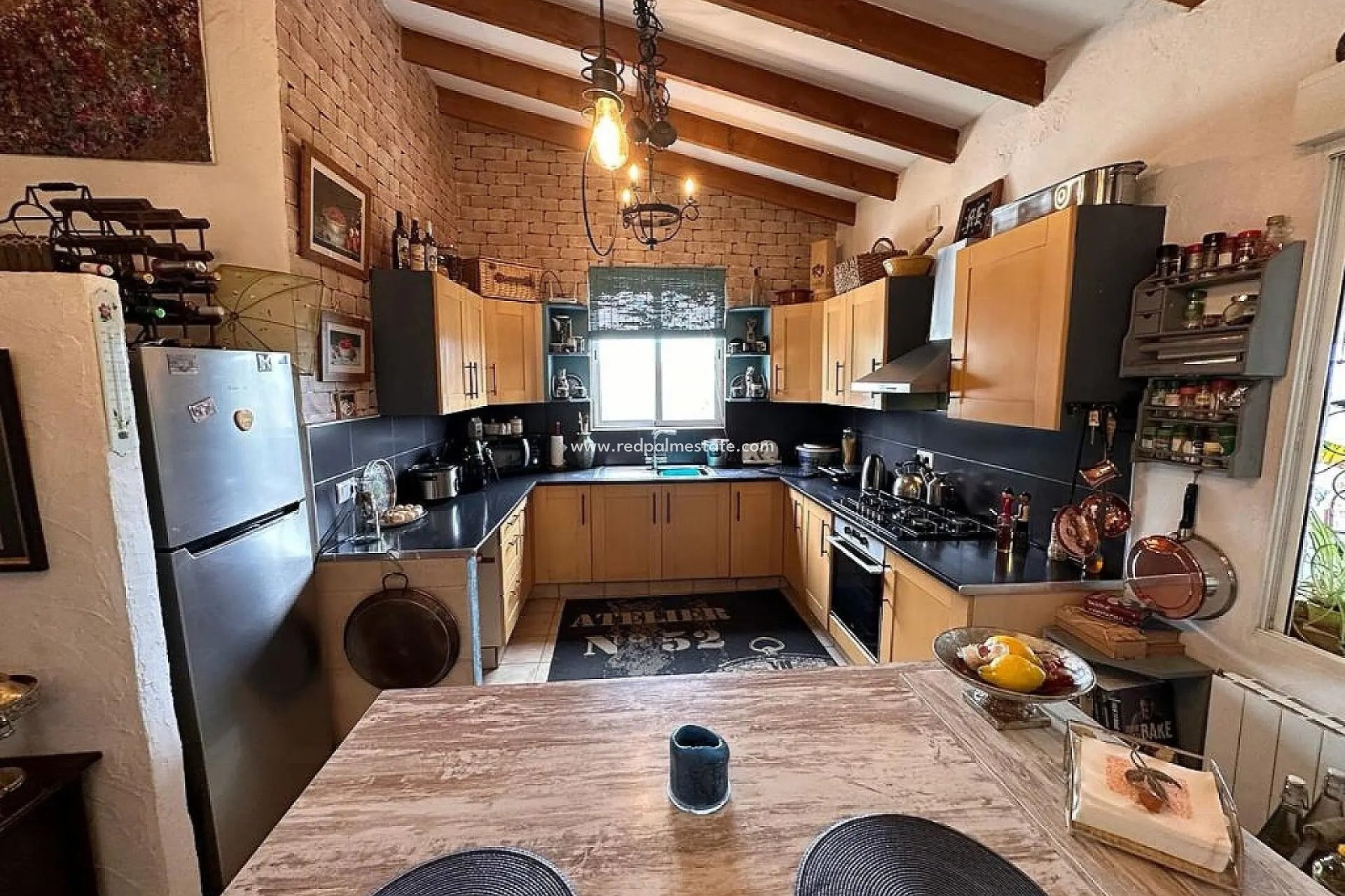 Resale - Villa -
Sax