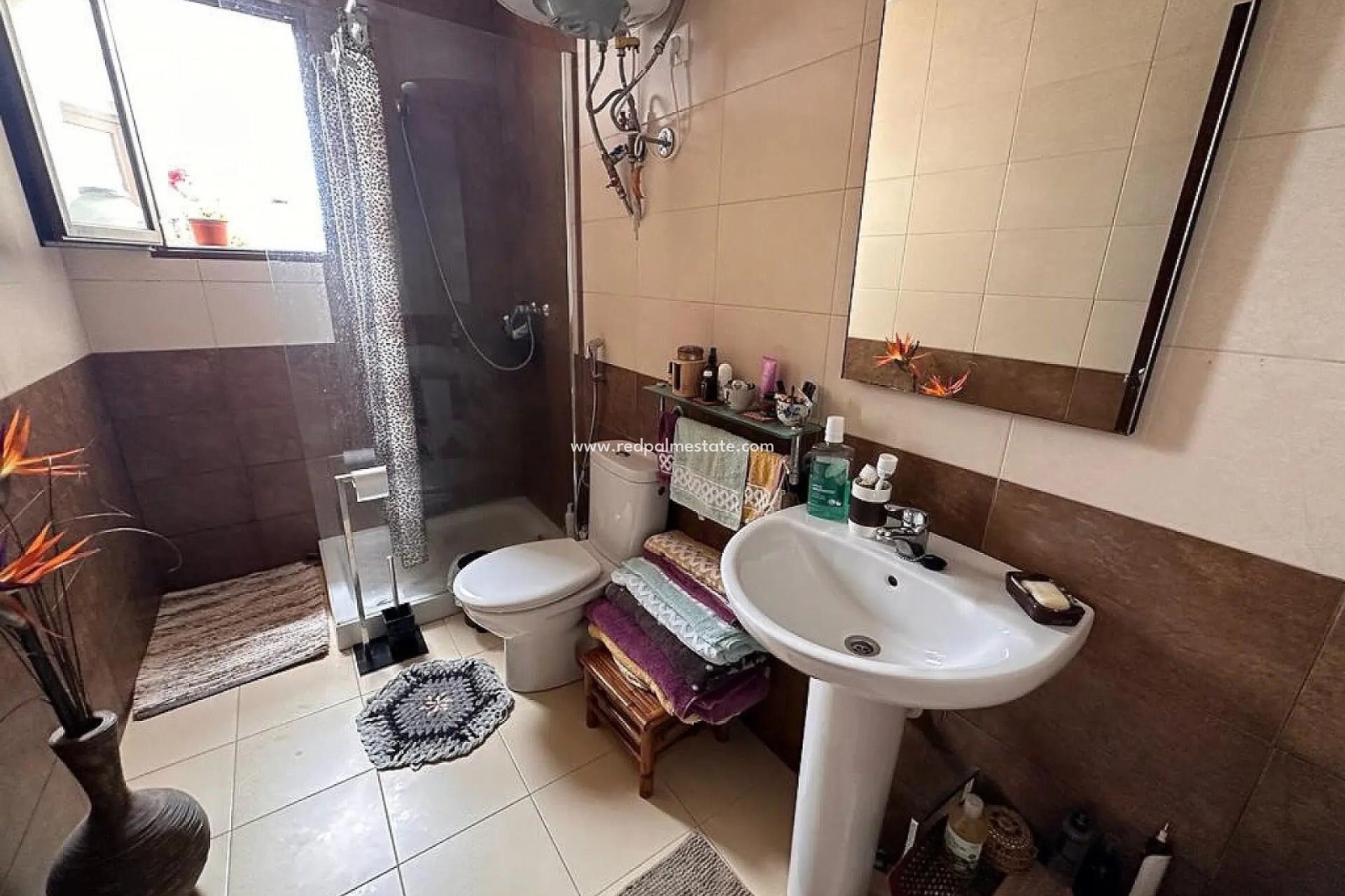 Resale - Villa -
Sax