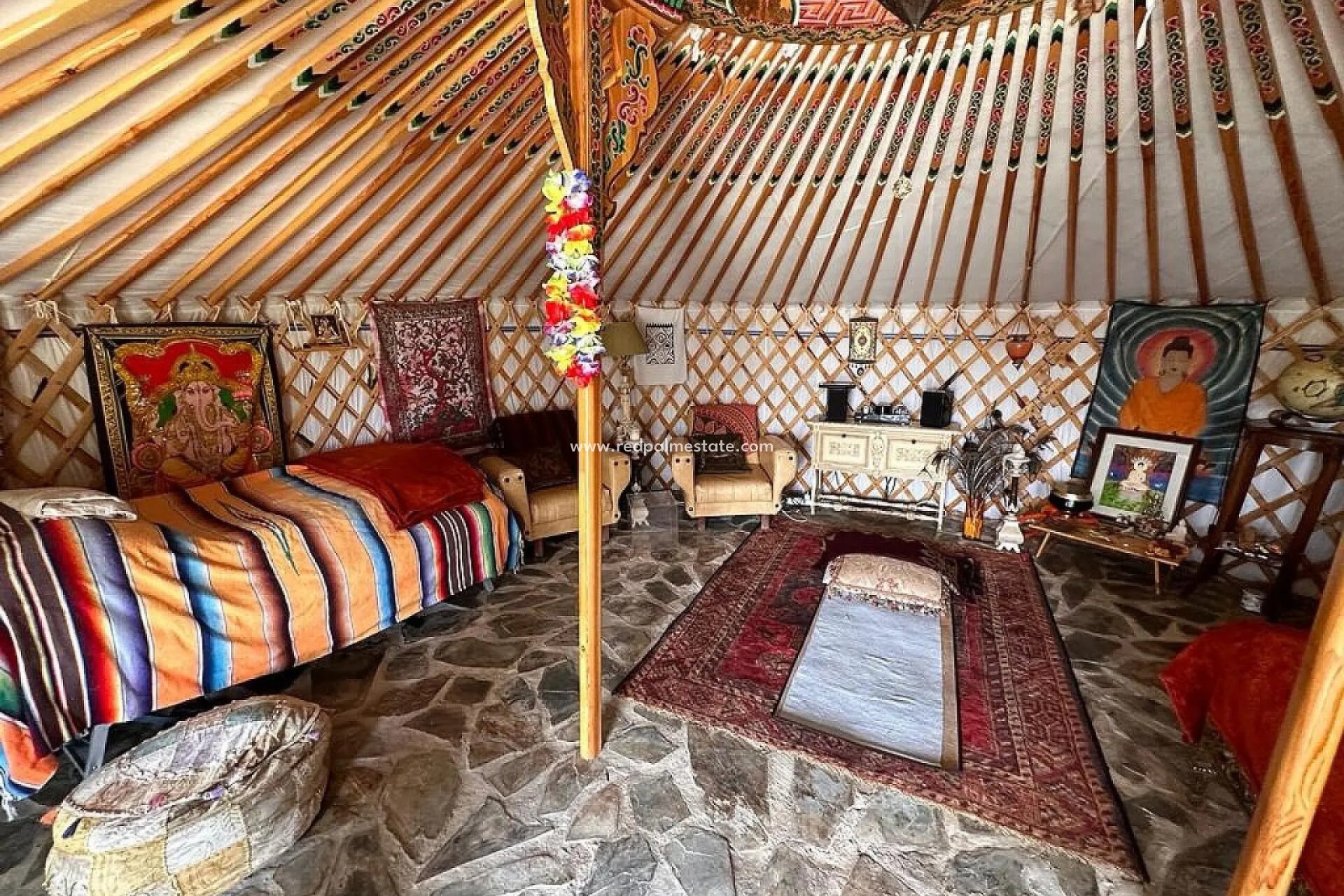 Resale - Villa -
Sax