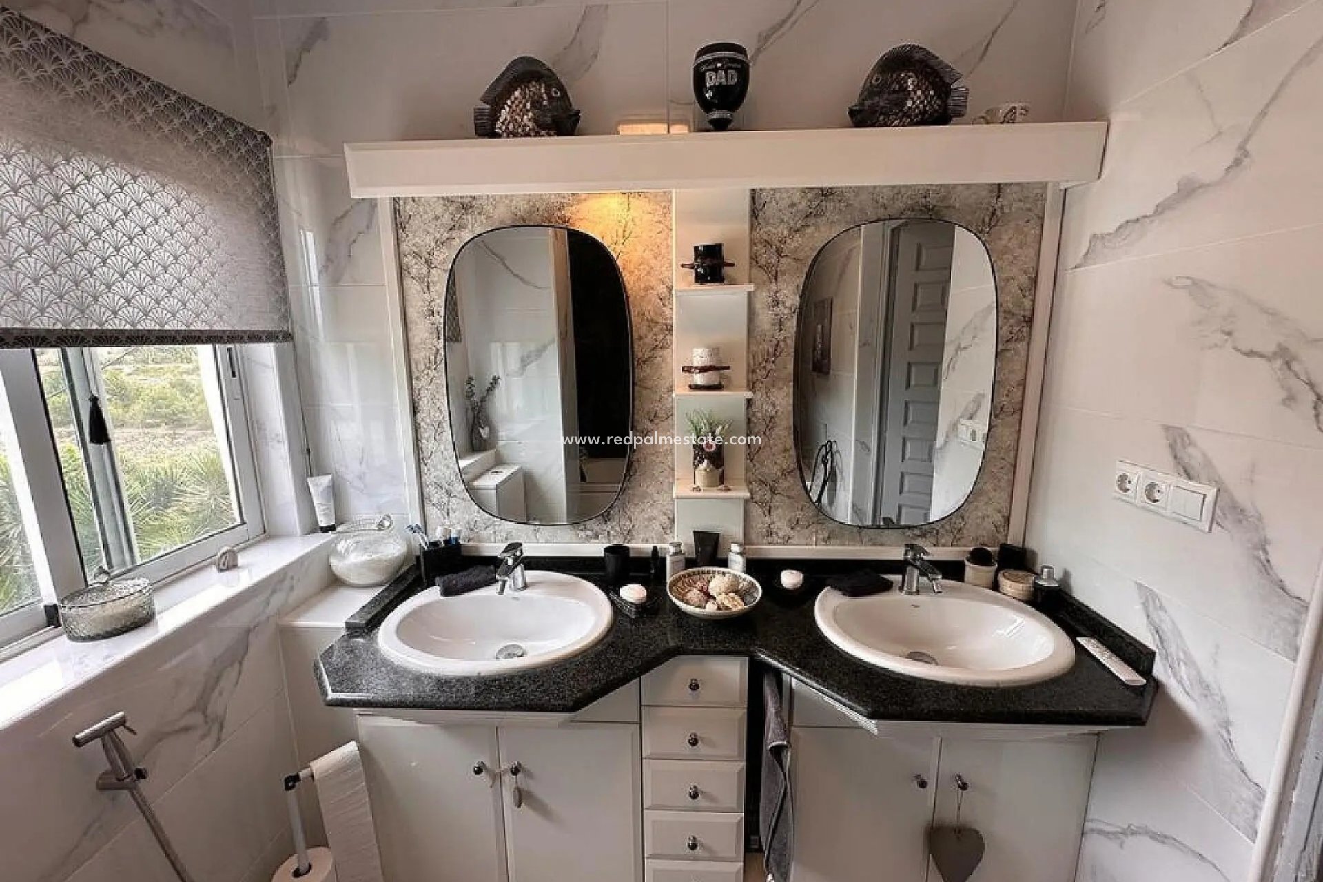 Resale - Villa -
Sax