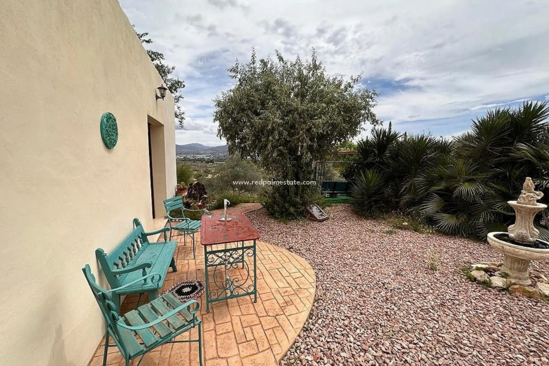 Resale - Villa -
Sax