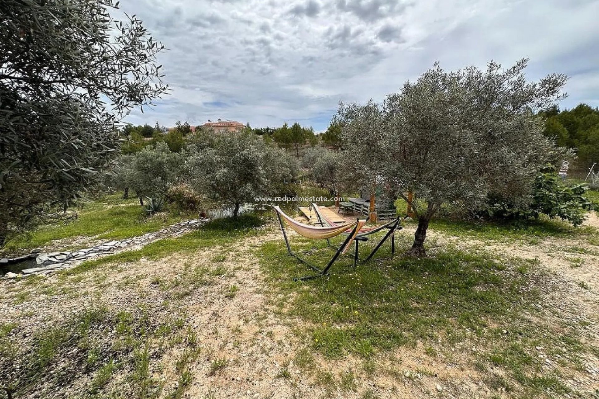 Resale - Villa -
Sax