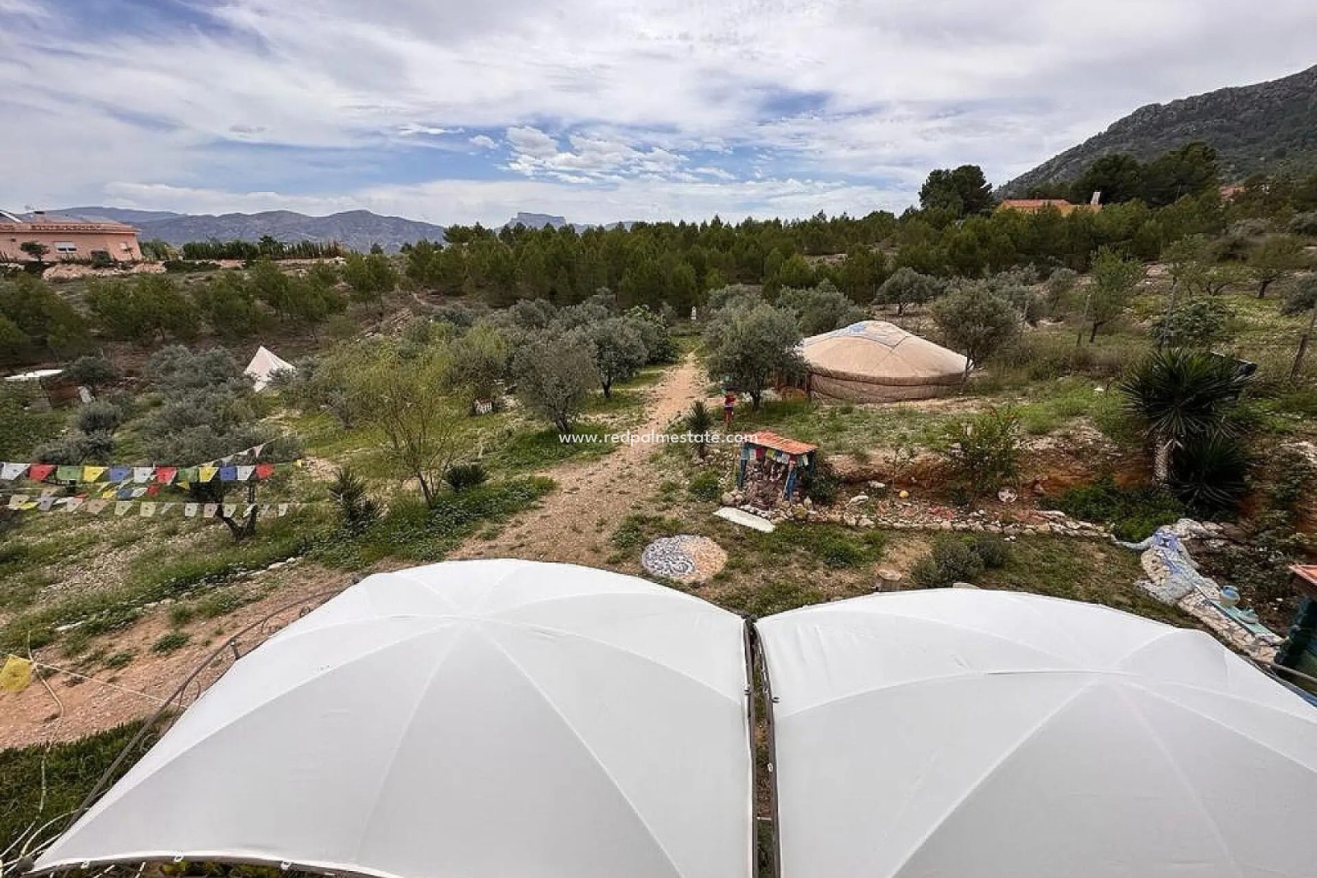 Resale - Villa -
Sax