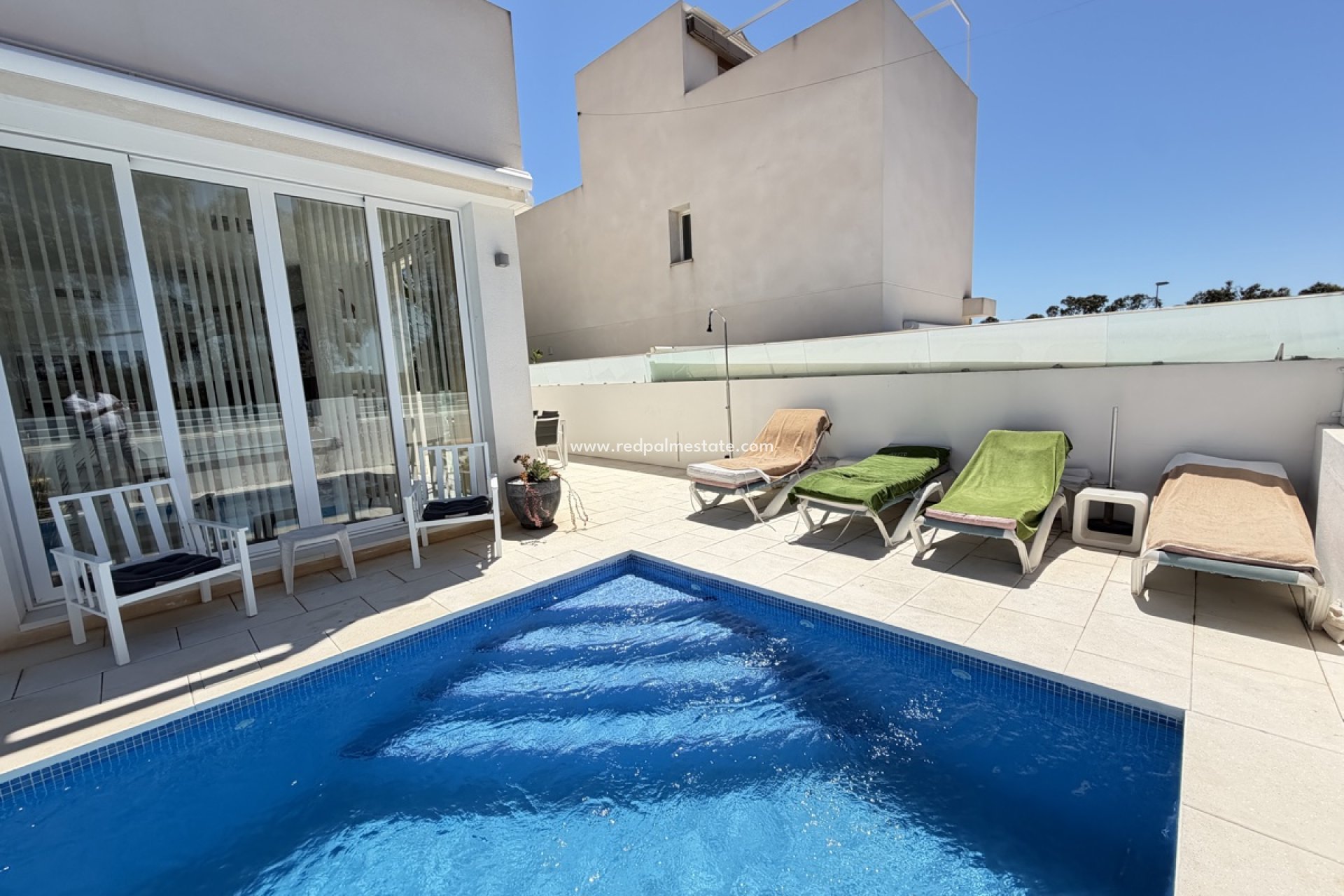 Resale - Villa -
Torre de la Horadada - Mil Palmeras