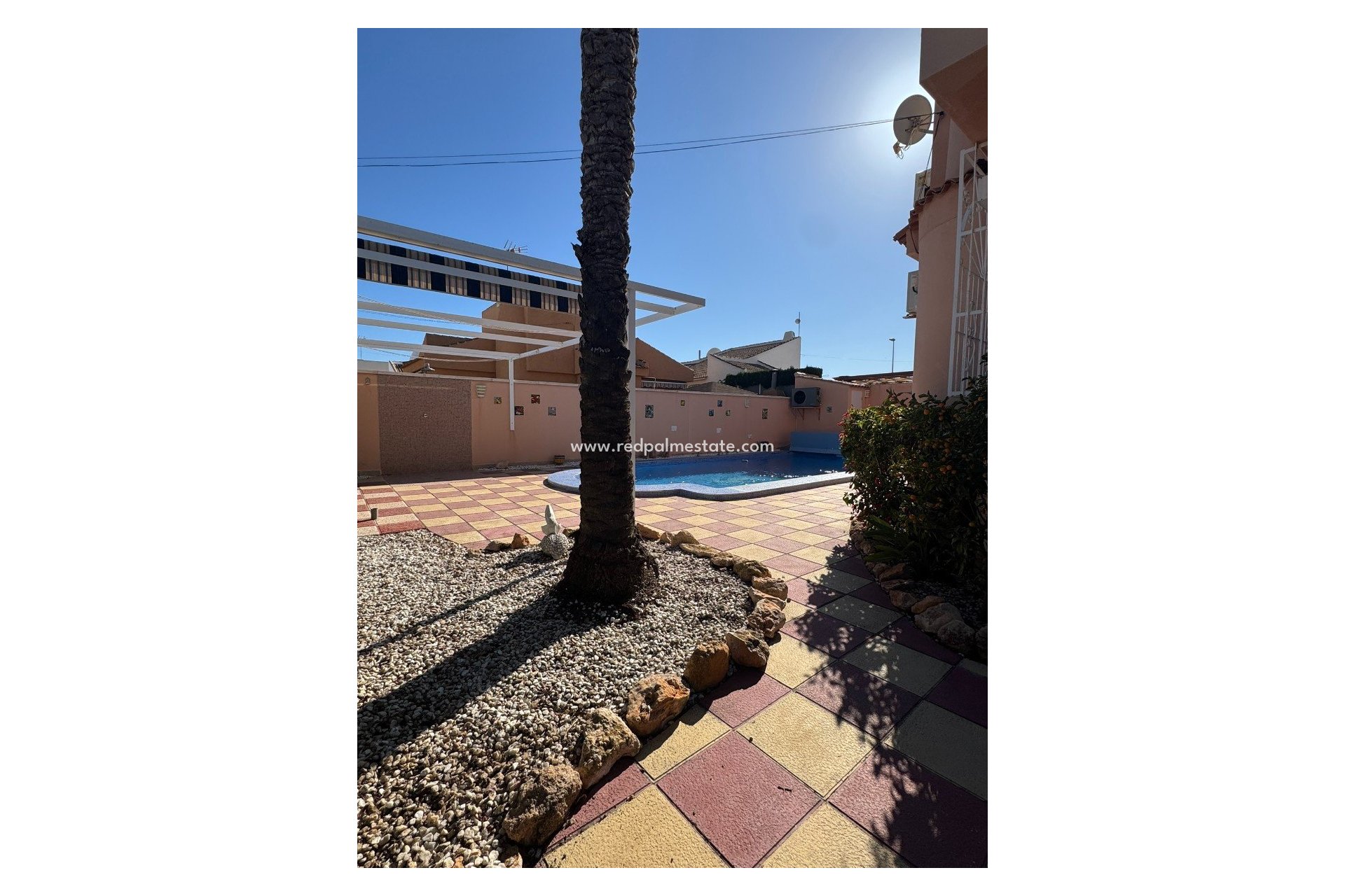 Resale - Villa -
Torre de la Horadada - Mil Palmeras
