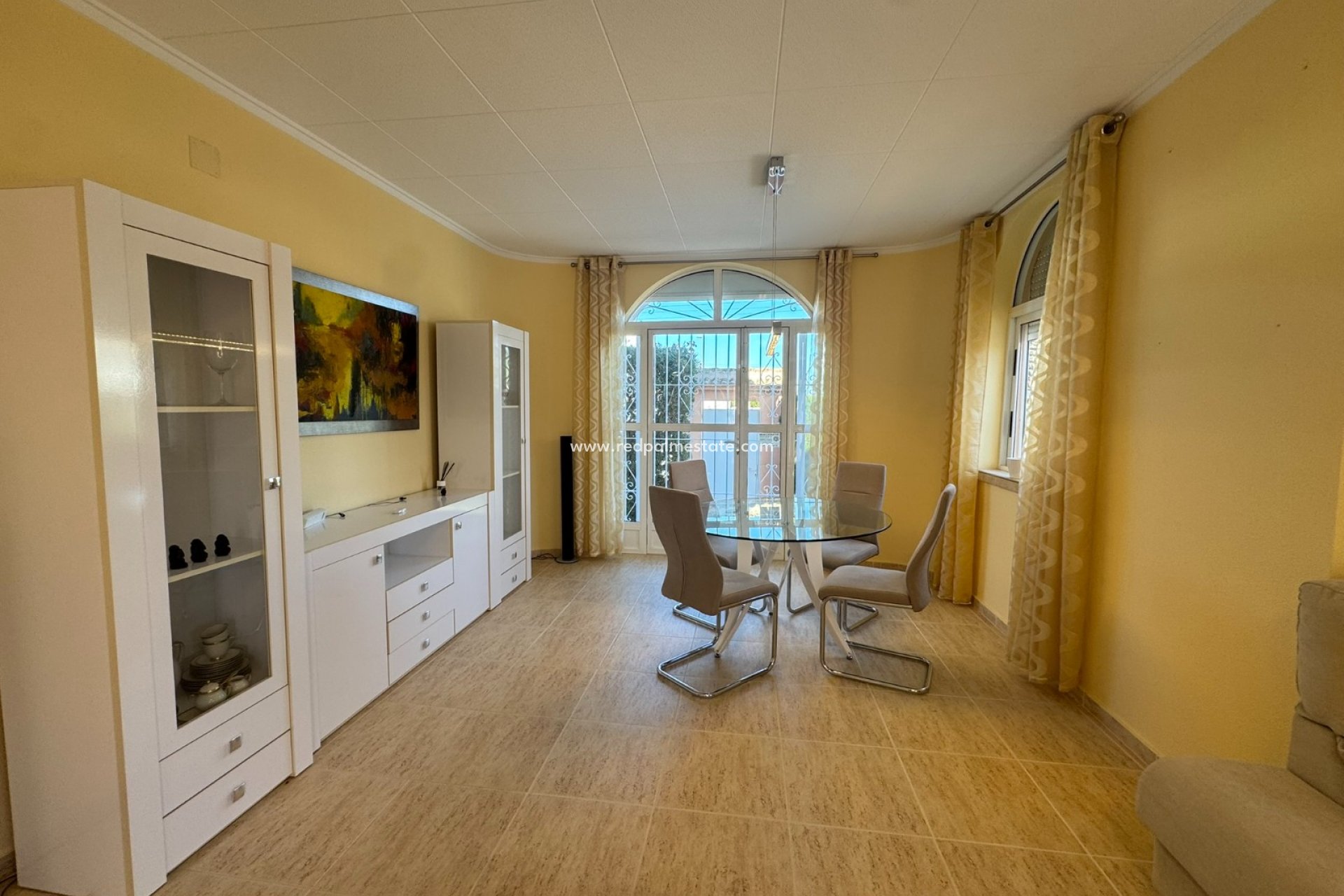 Resale - Villa -
Torre de la Horadada - Mil Palmeras