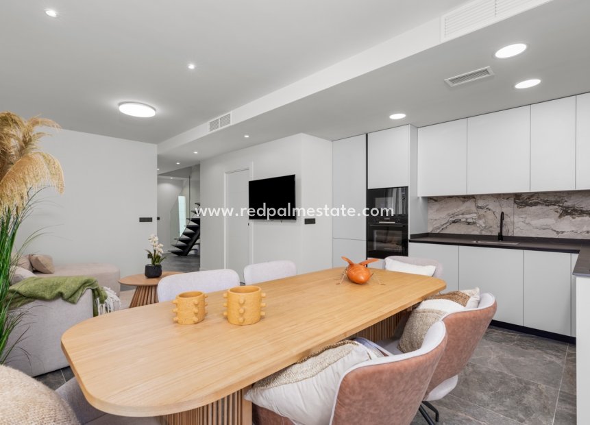 Resale - Villa -
Torre de la Horadada