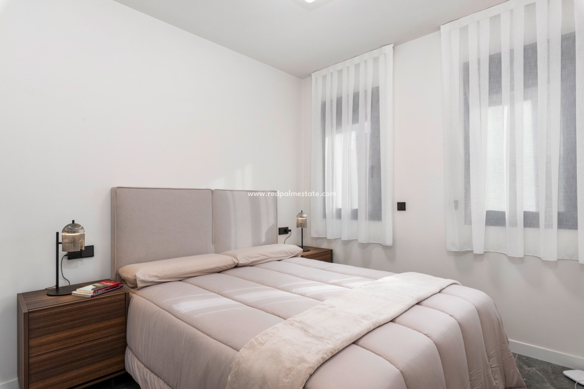 Resale - Villa -
Torre de la Horadada