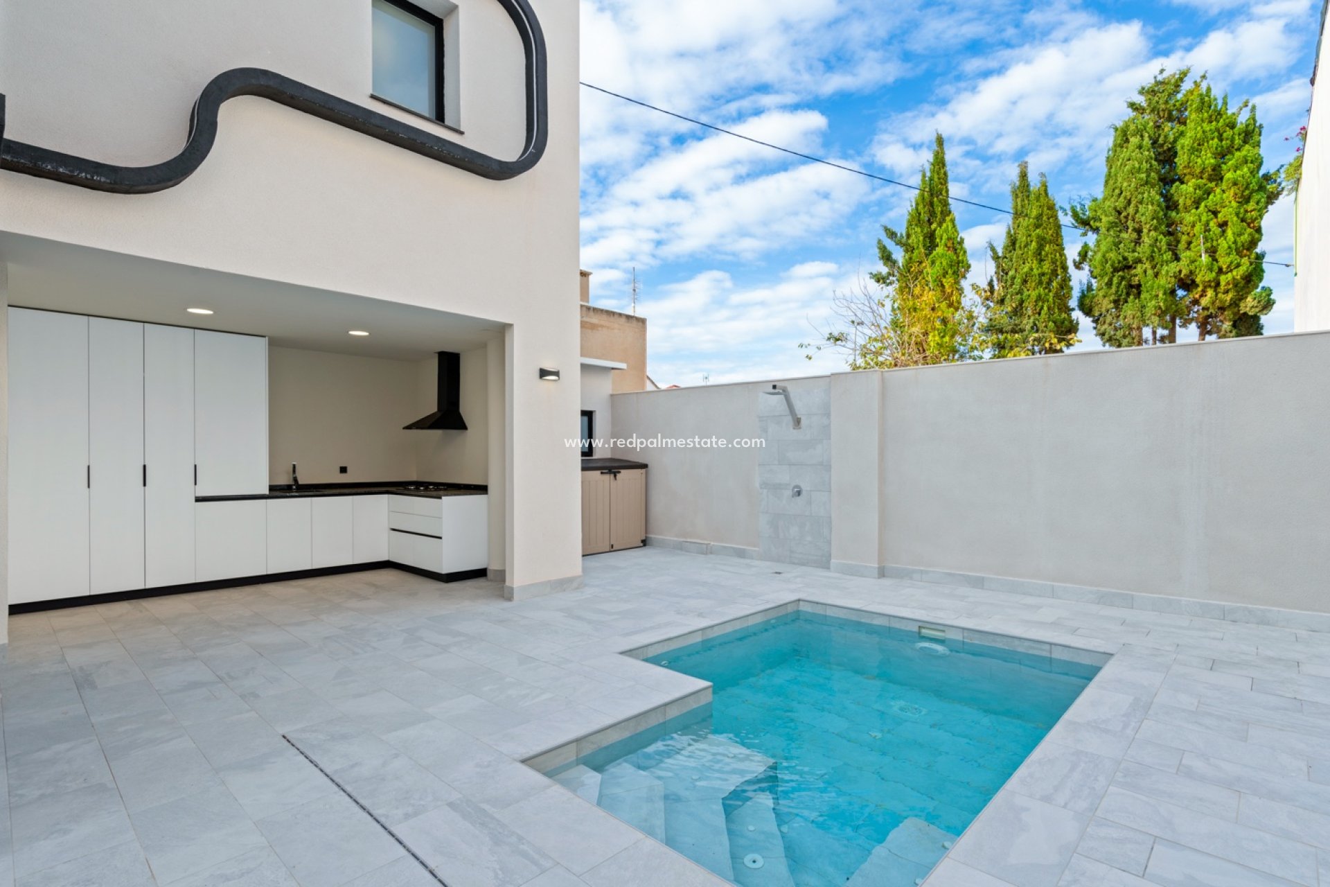 Resale - Villa -
Torre de la Horadada