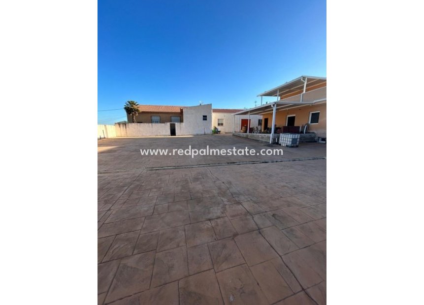 Resale - Villa -
Torremendo - Costa Blanca