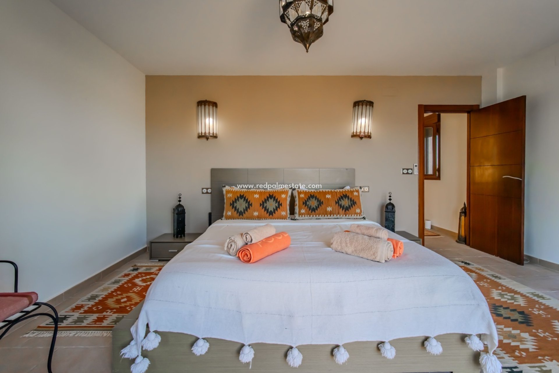 Resale - Villa -
Torremendo