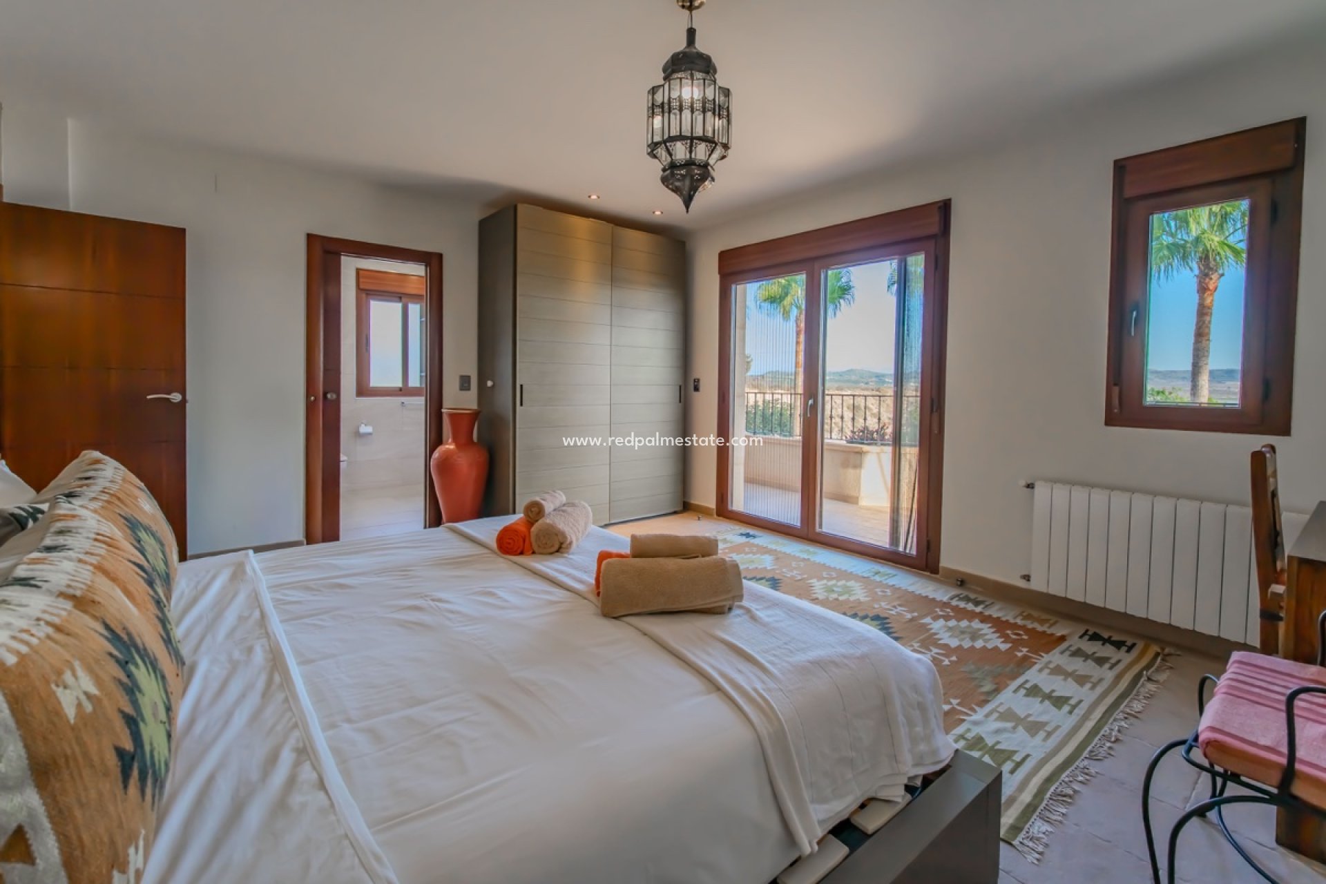 Resale - Villa -
Torremendo