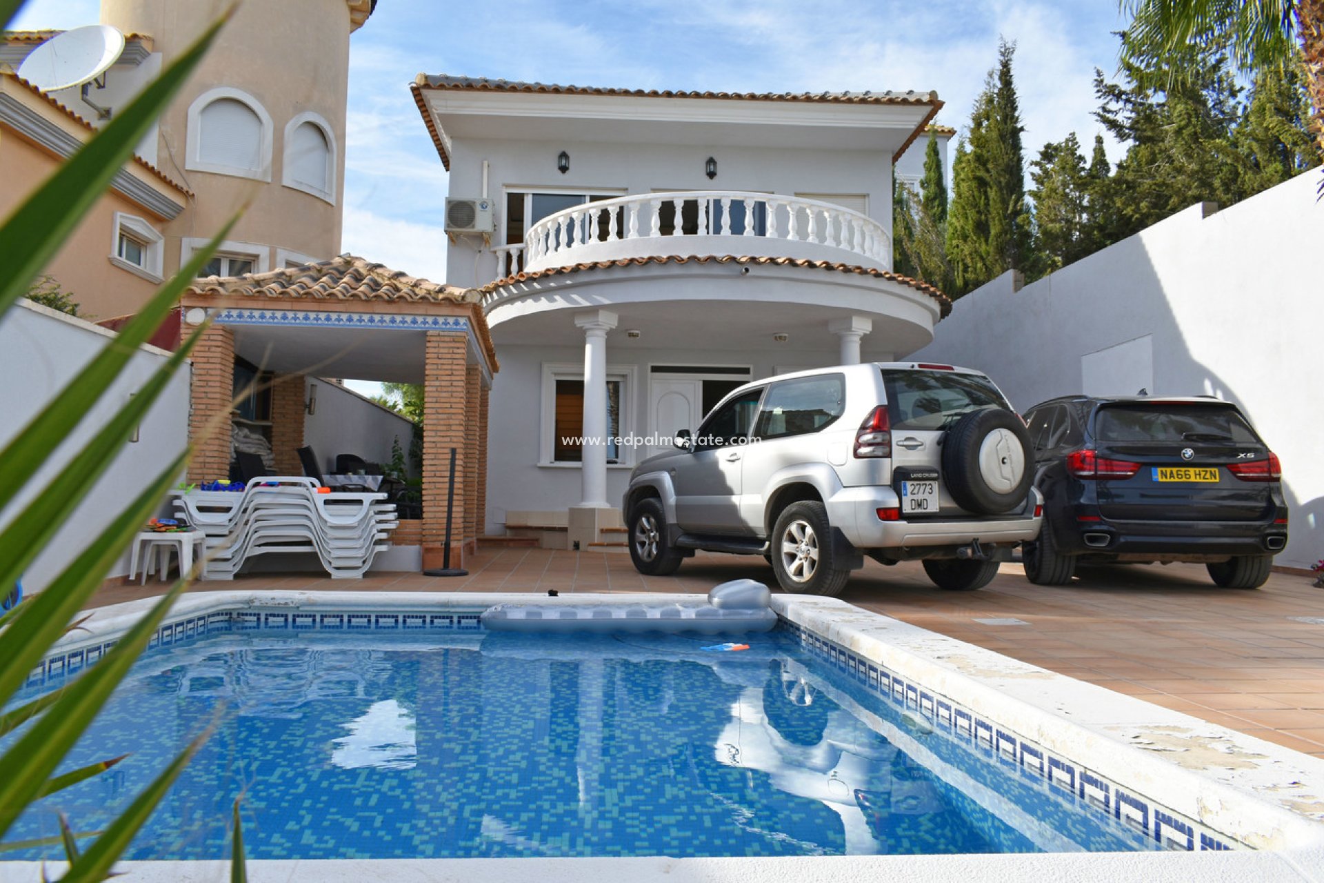 Resale - Villa -
Torremendo