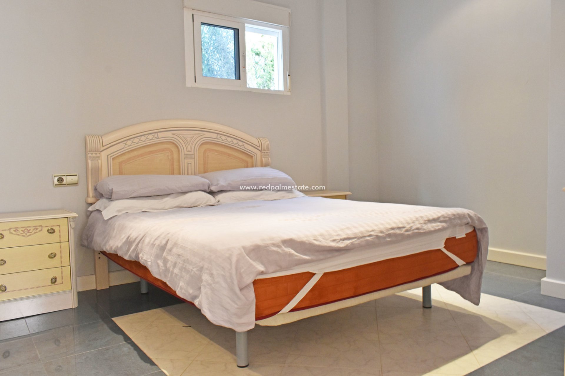 Resale - Villa -
Torremendo