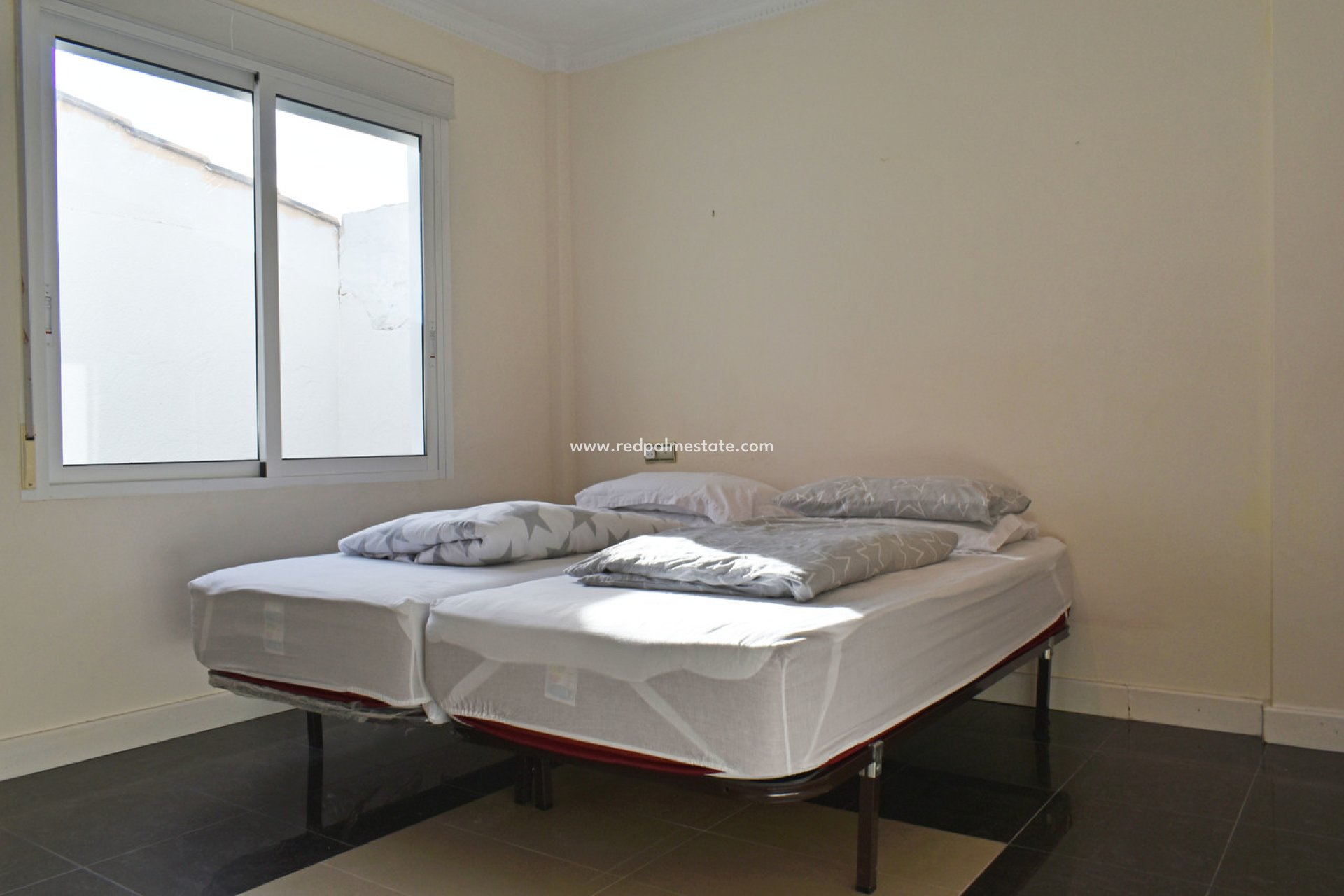 Resale - Villa -
Torremendo