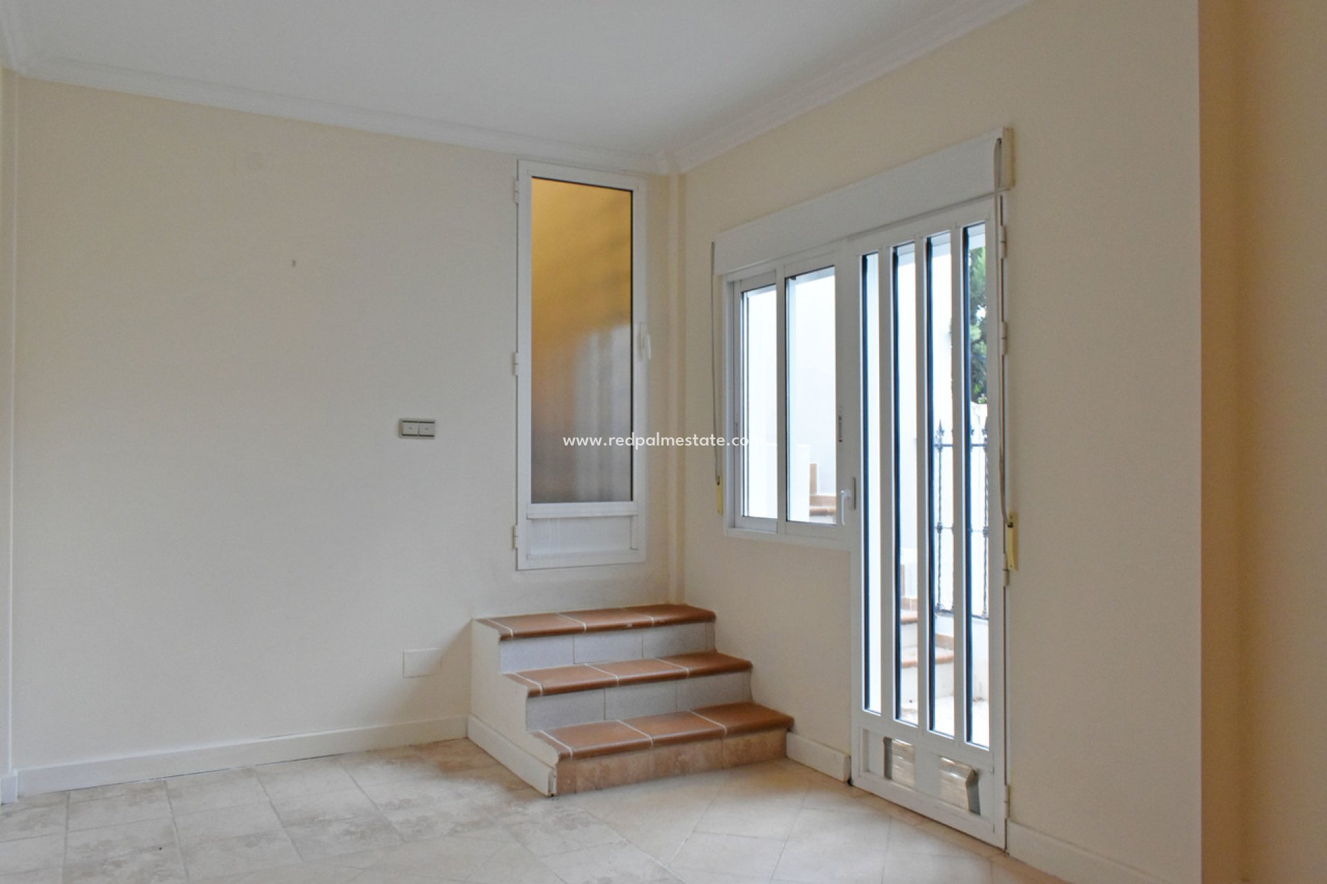 Resale - Villa -
Torremendo