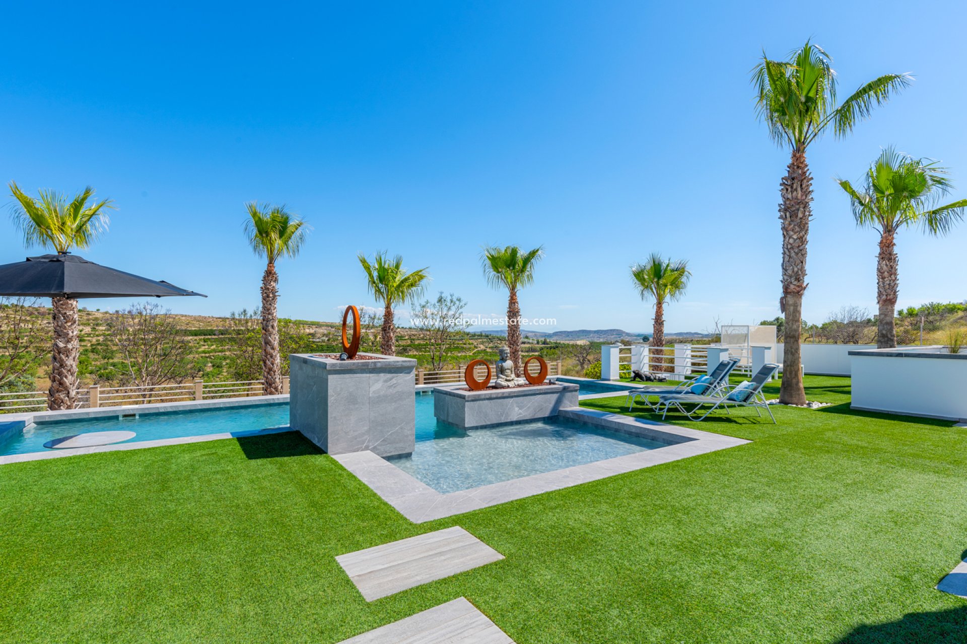 Resale - Villa -
Torremendo