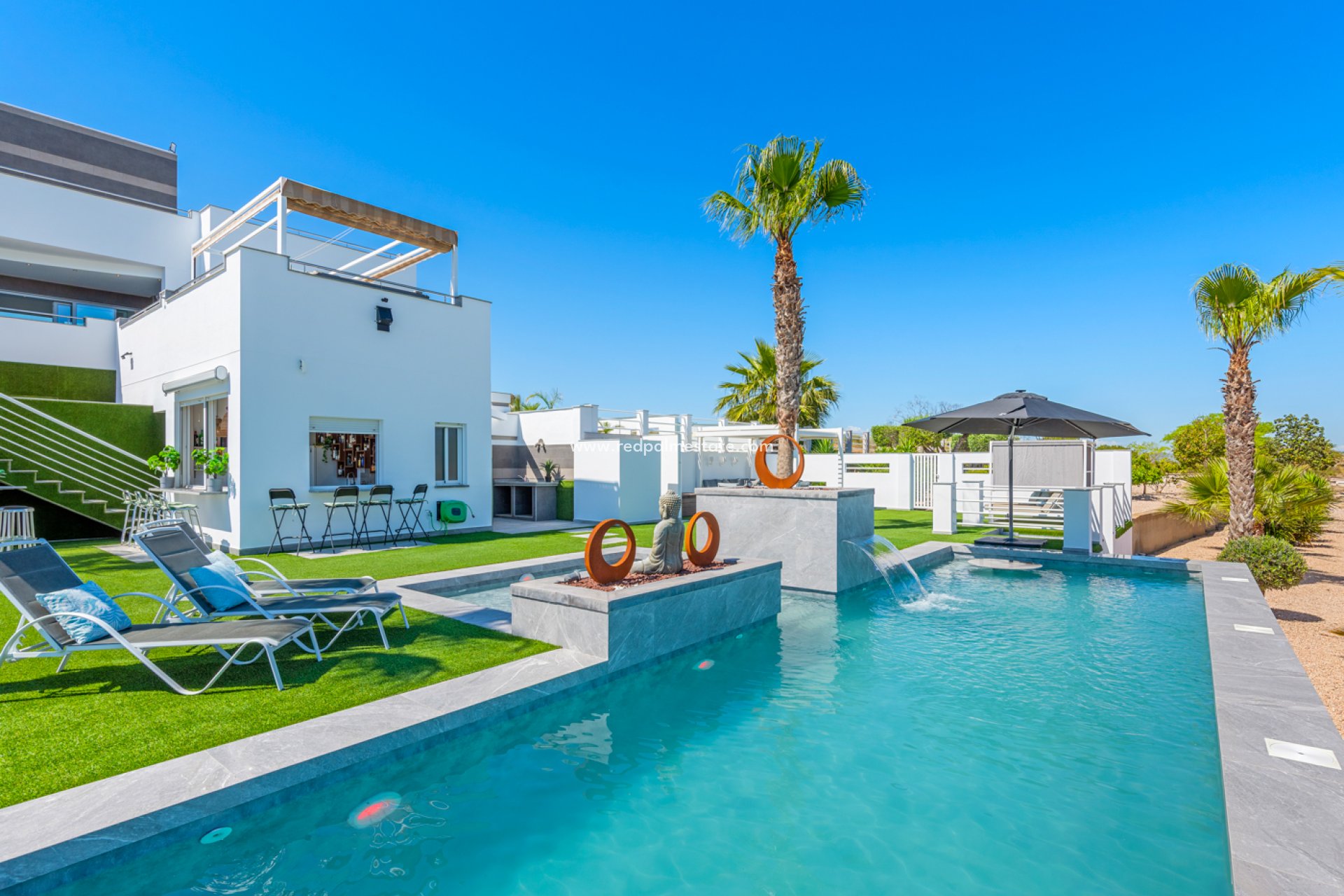 Resale - Villa -
Torremendo