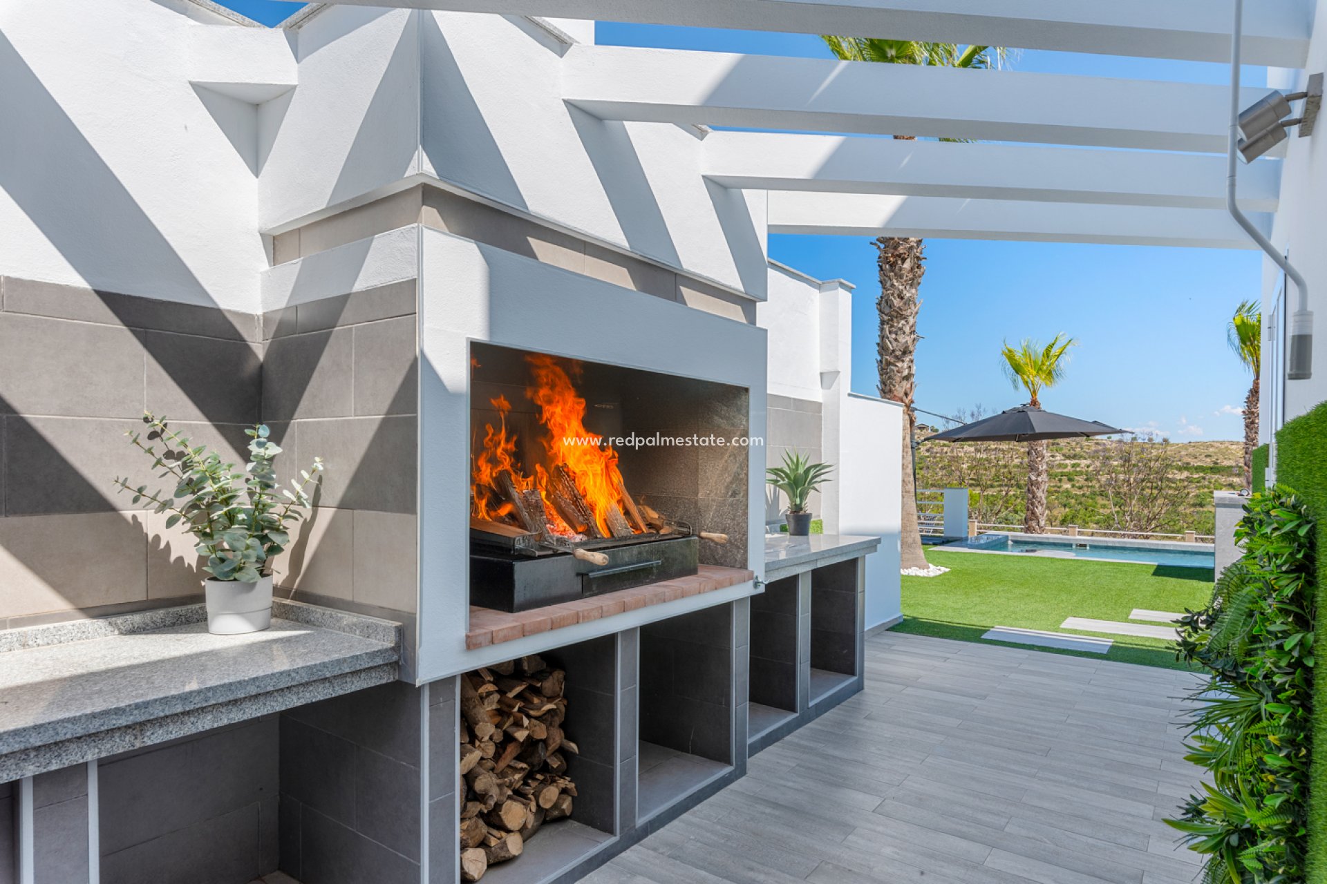 Resale - Villa -
Torremendo