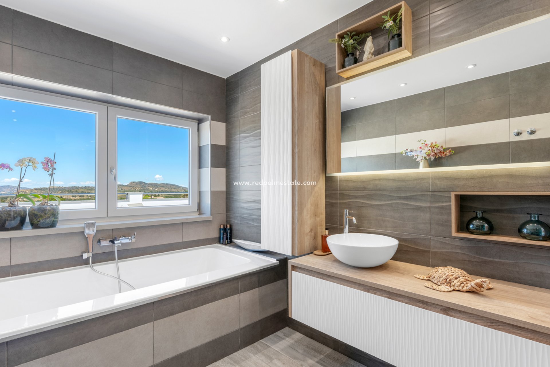 Resale - Villa -
Torremendo