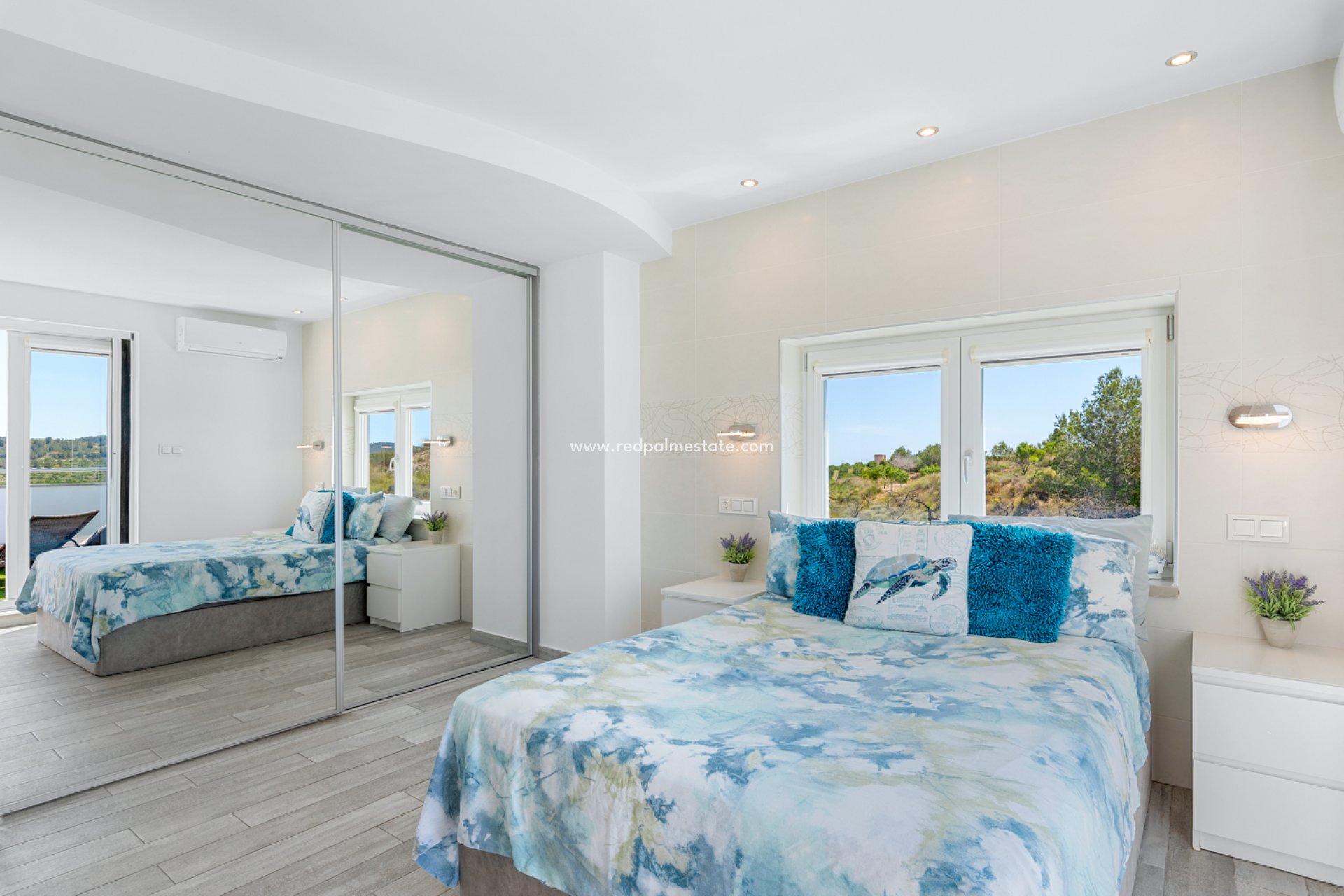 Resale - Villa -
Torremendo