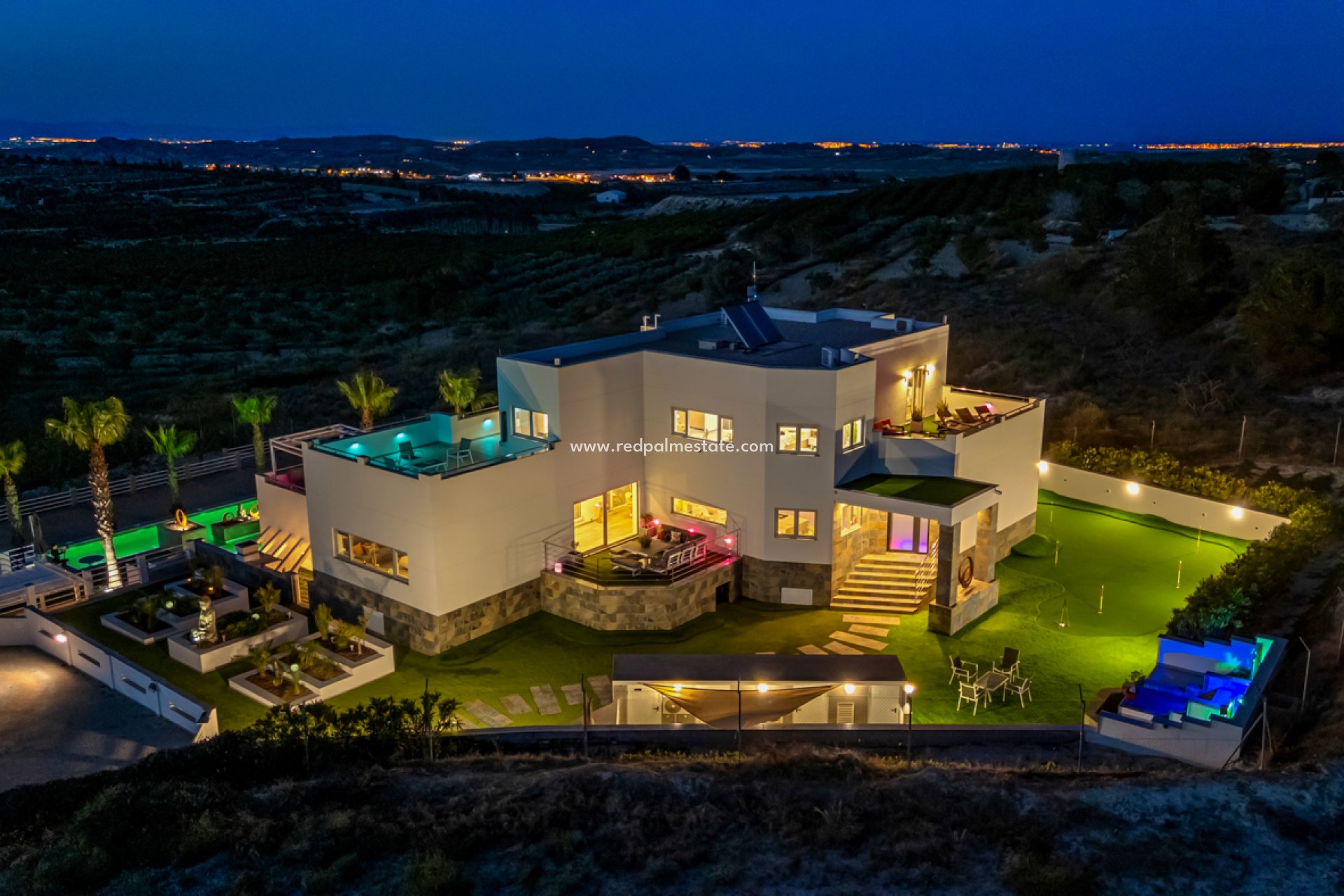 Resale - Villa -
Torremendo