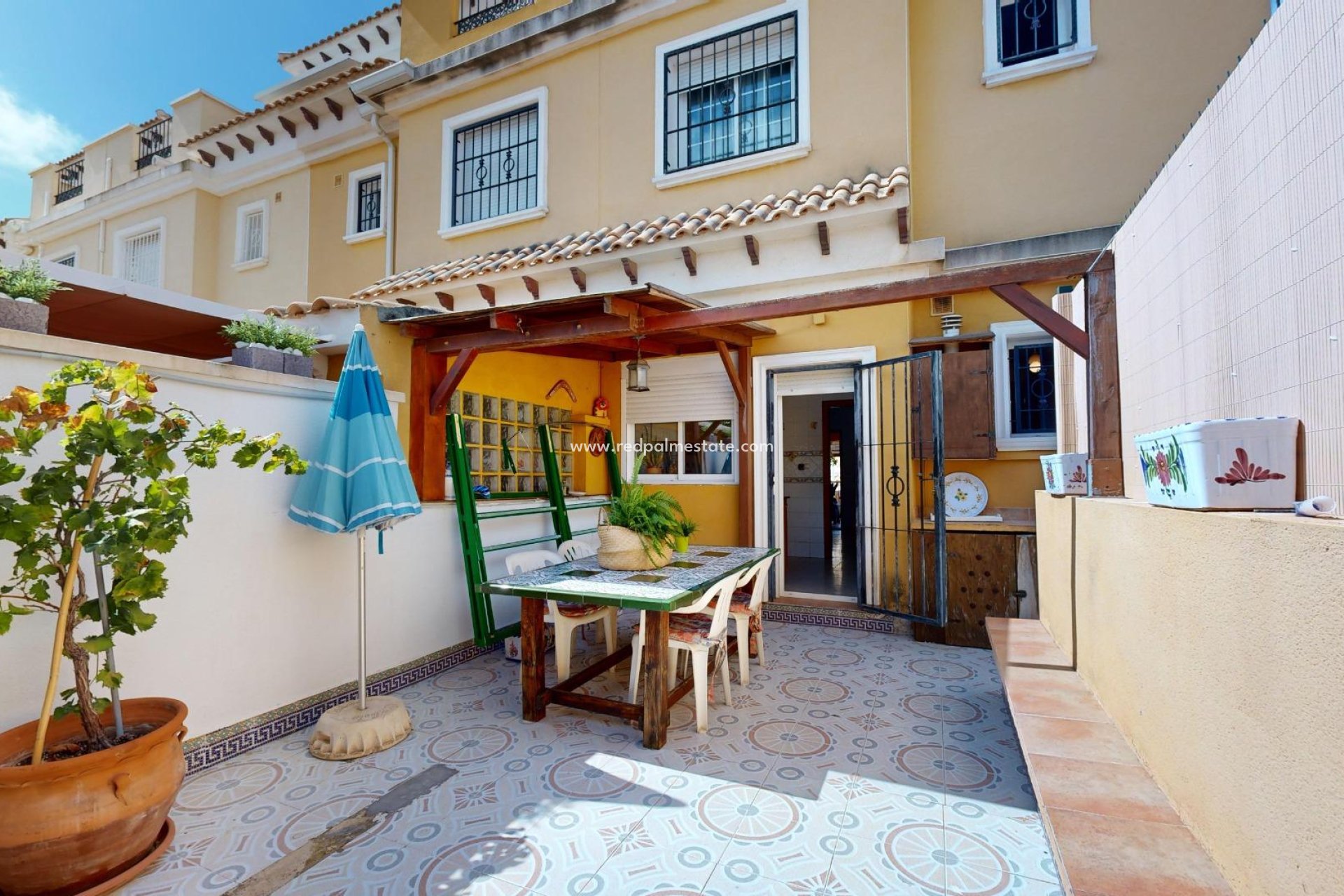 Resale - Villa -
Torrevieja - Aguas Nueva