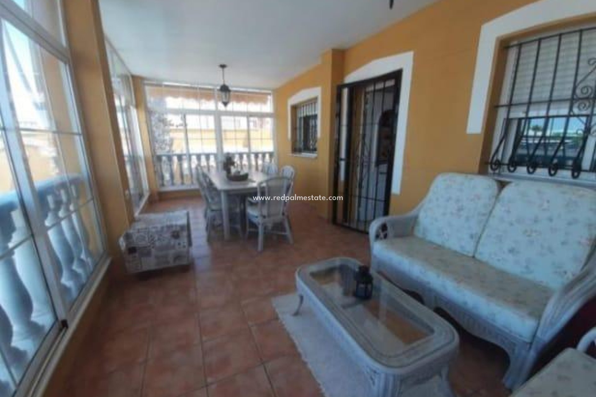 Resale - Villa -
Torrevieja - Aguas Nueva