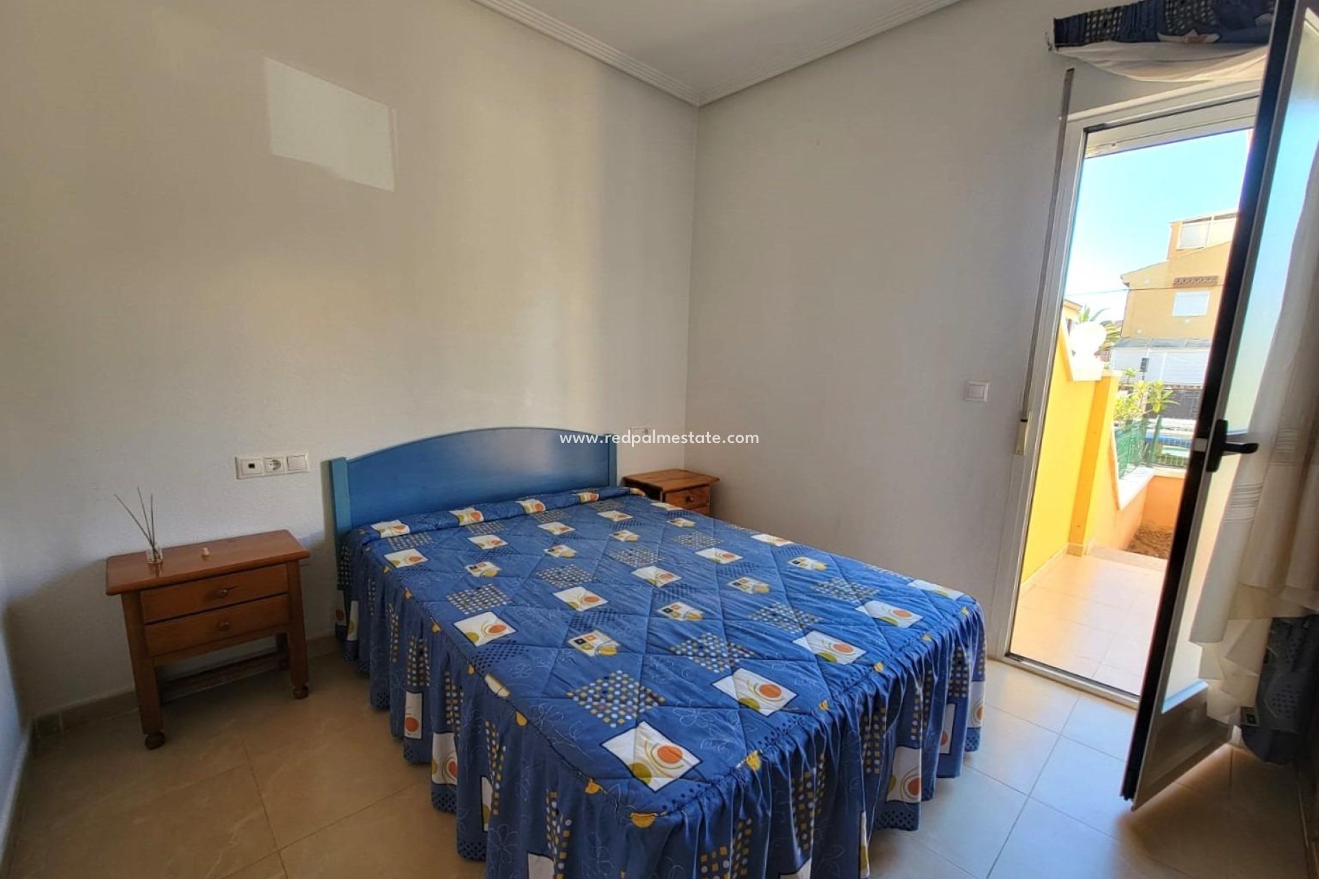 Resale - Villa -
Torrevieja - Aguas Nueva
