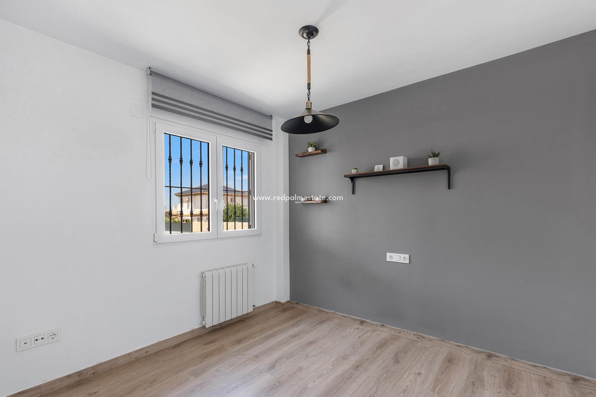 Resale - Villa -
Torrevieja - Aguas Nueva