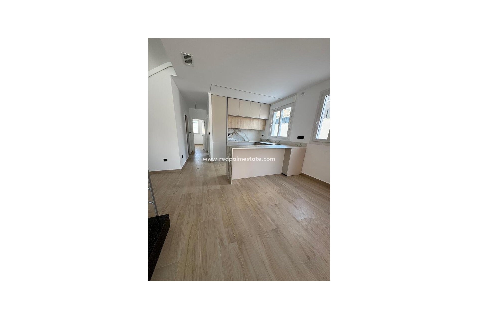 Resale - Villa -
Torrevieja - Aguas Nueva