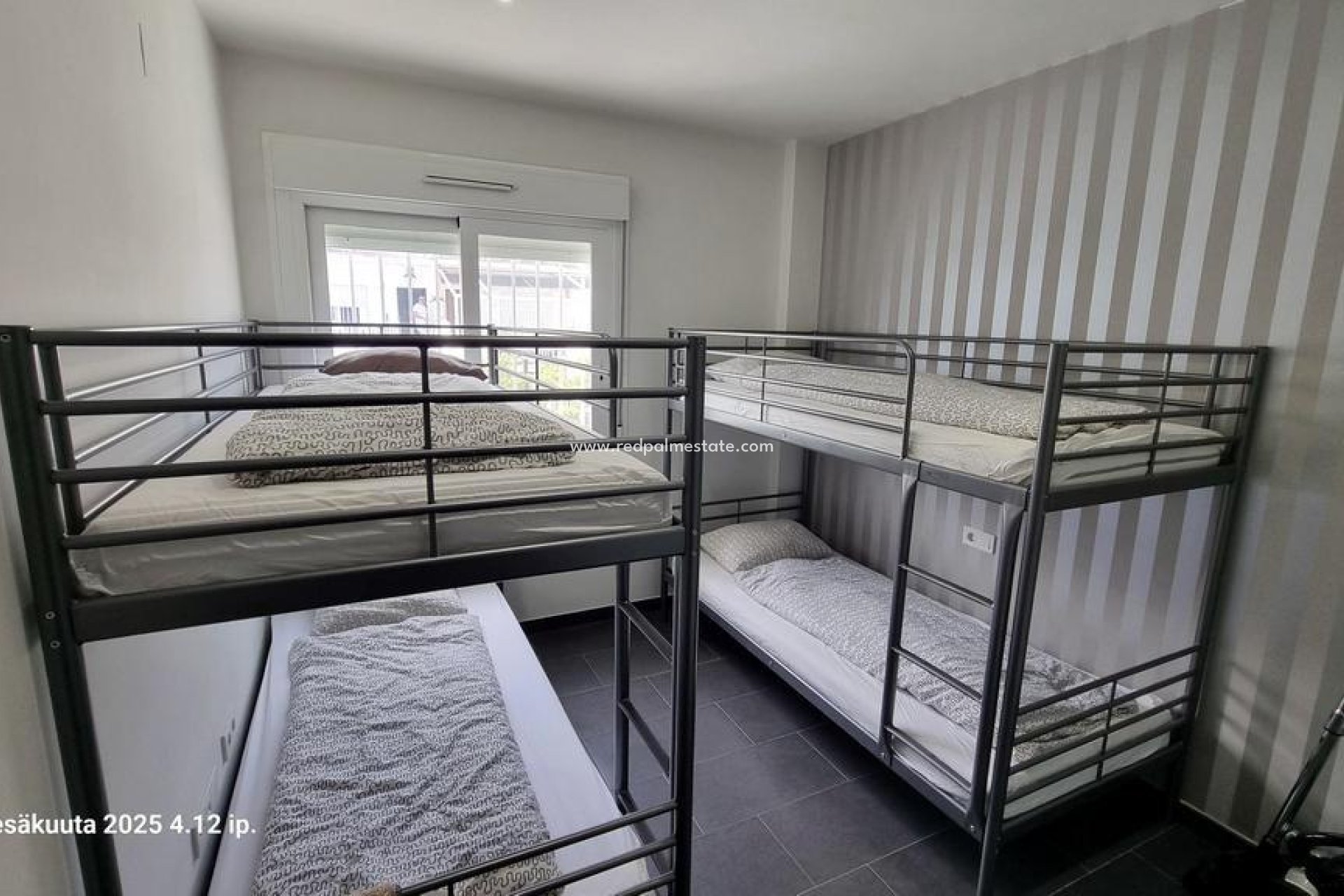 Resale - Villa -
Torrevieja - Aguas Nueva