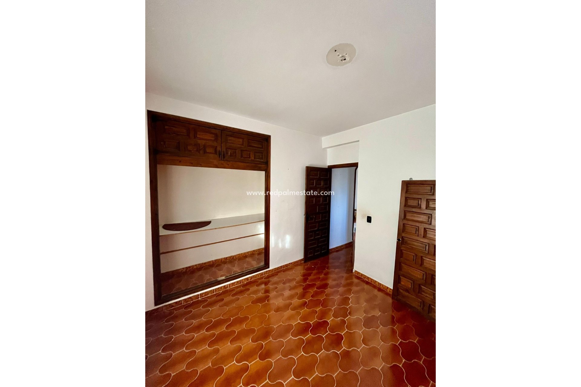 Resale - Villa -
Torrevieja - Aguas Nueva