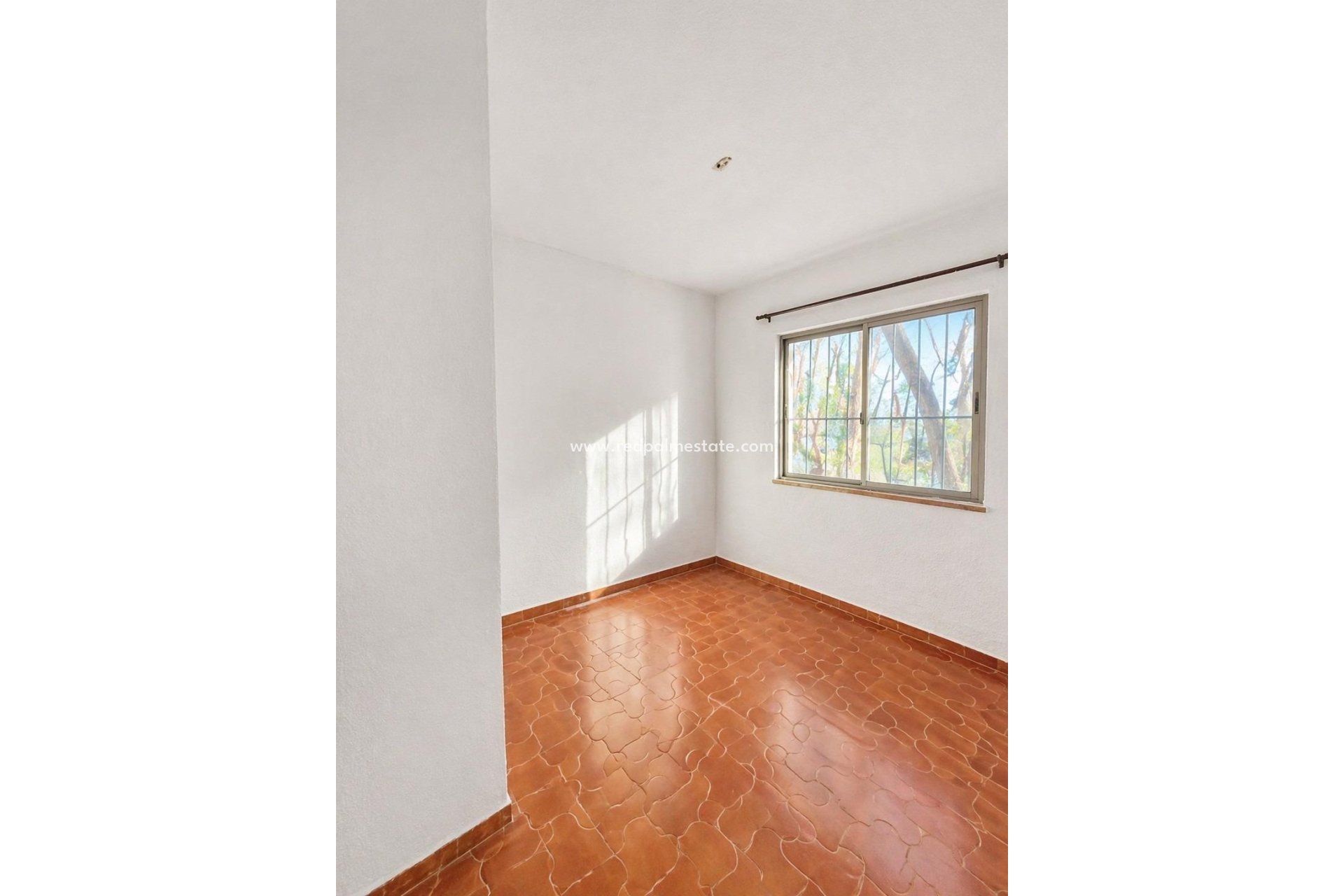 Resale - Villa -
Torrevieja - Aguas Nueva