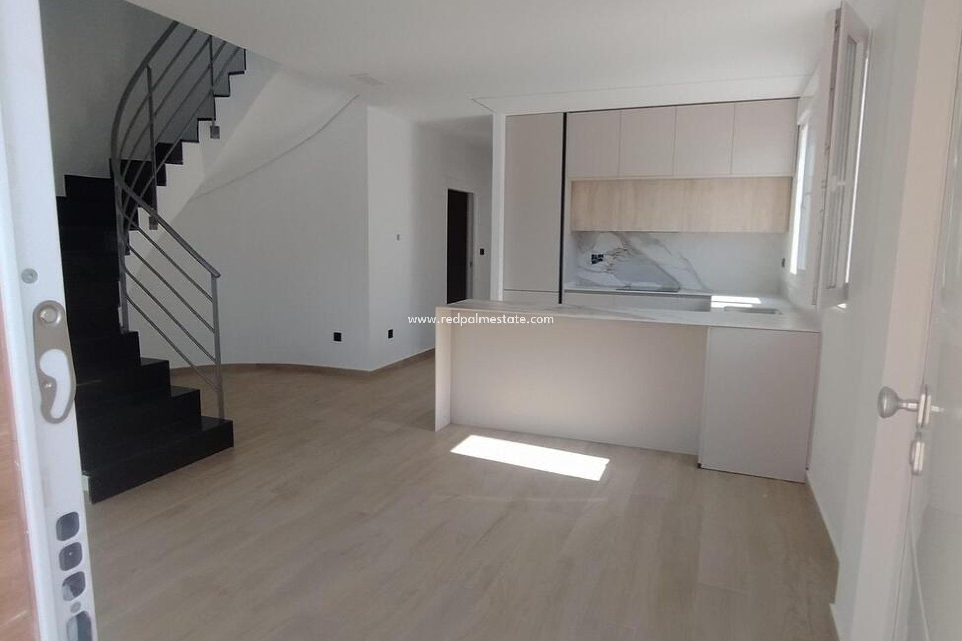 Resale - Villa -
Torrevieja - Aguas Nuevas