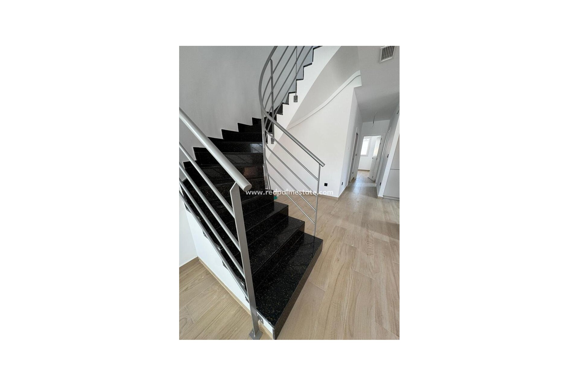 Resale - Villa -
Torrevieja - Aguas Nuevas