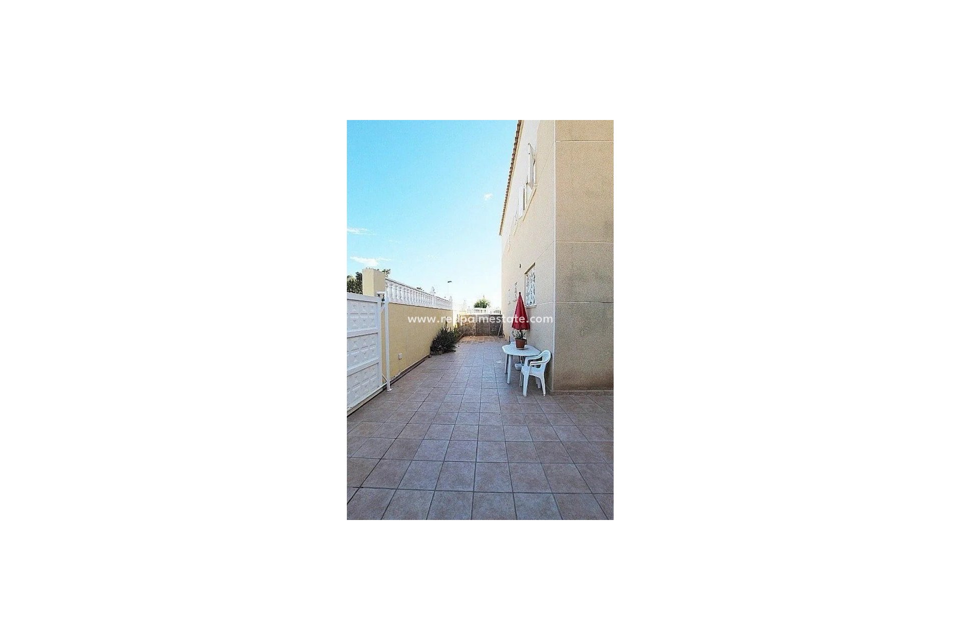 Resale - Villa -
Torrevieja - Costa Blanca