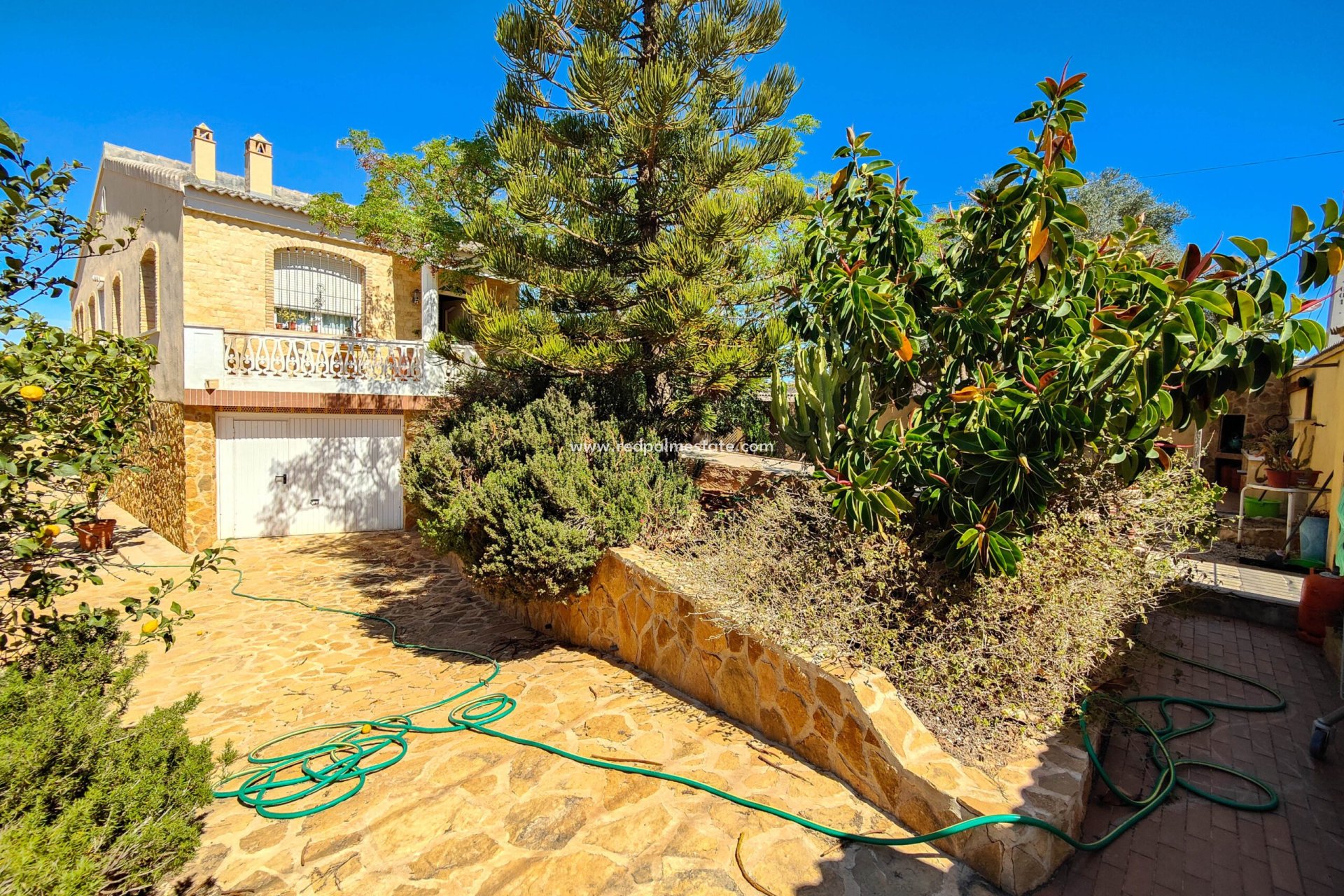 Resale - Villa -
Torrevieja - Costa Blanca