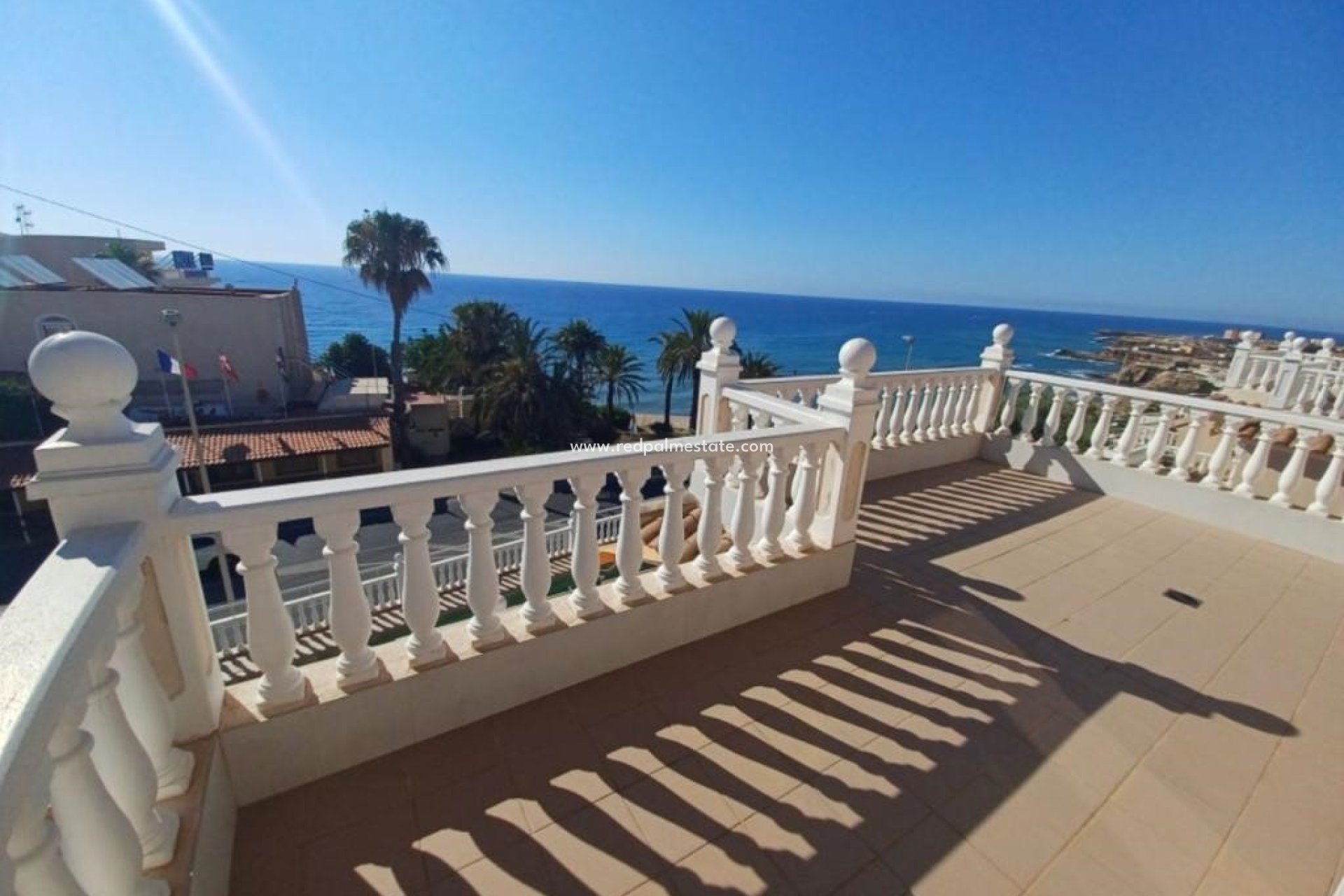 Resale - Villa -
Torrevieja - Costa Blanca