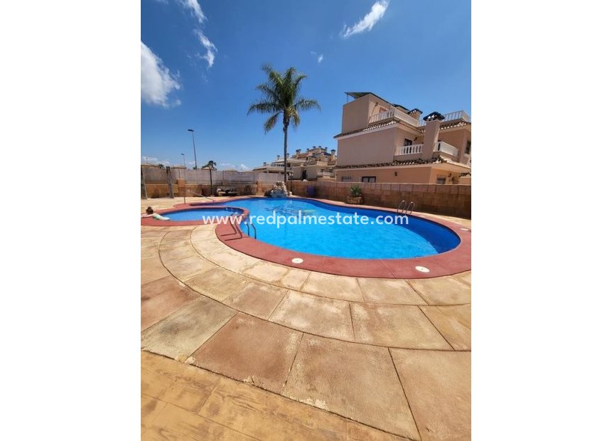 Resale - Villa -
Torrevieja - Costa Blanca