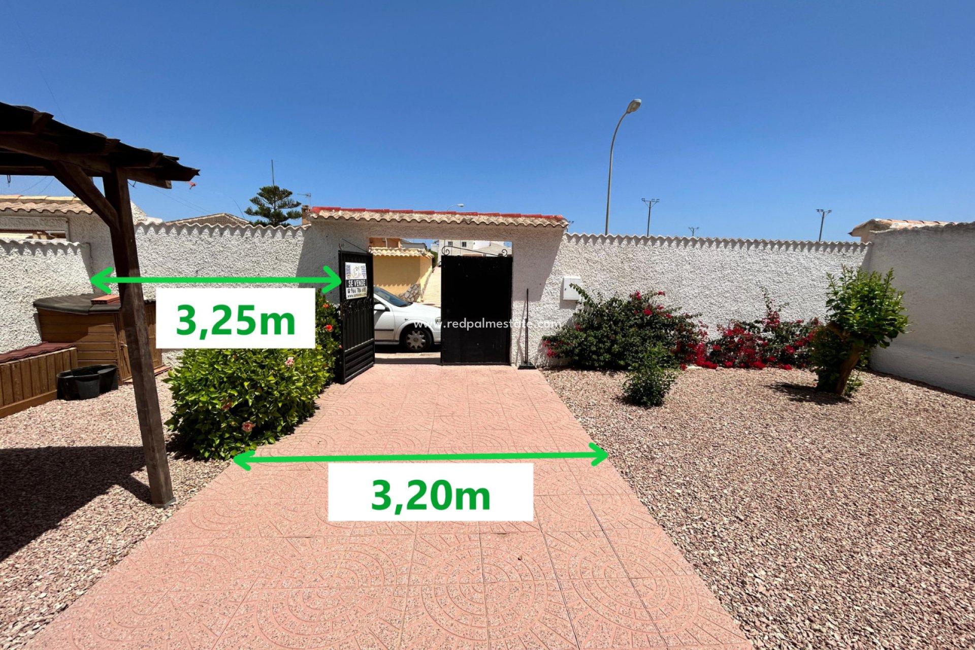 Resale - Villa -
Torrevieja - Costa Blanca