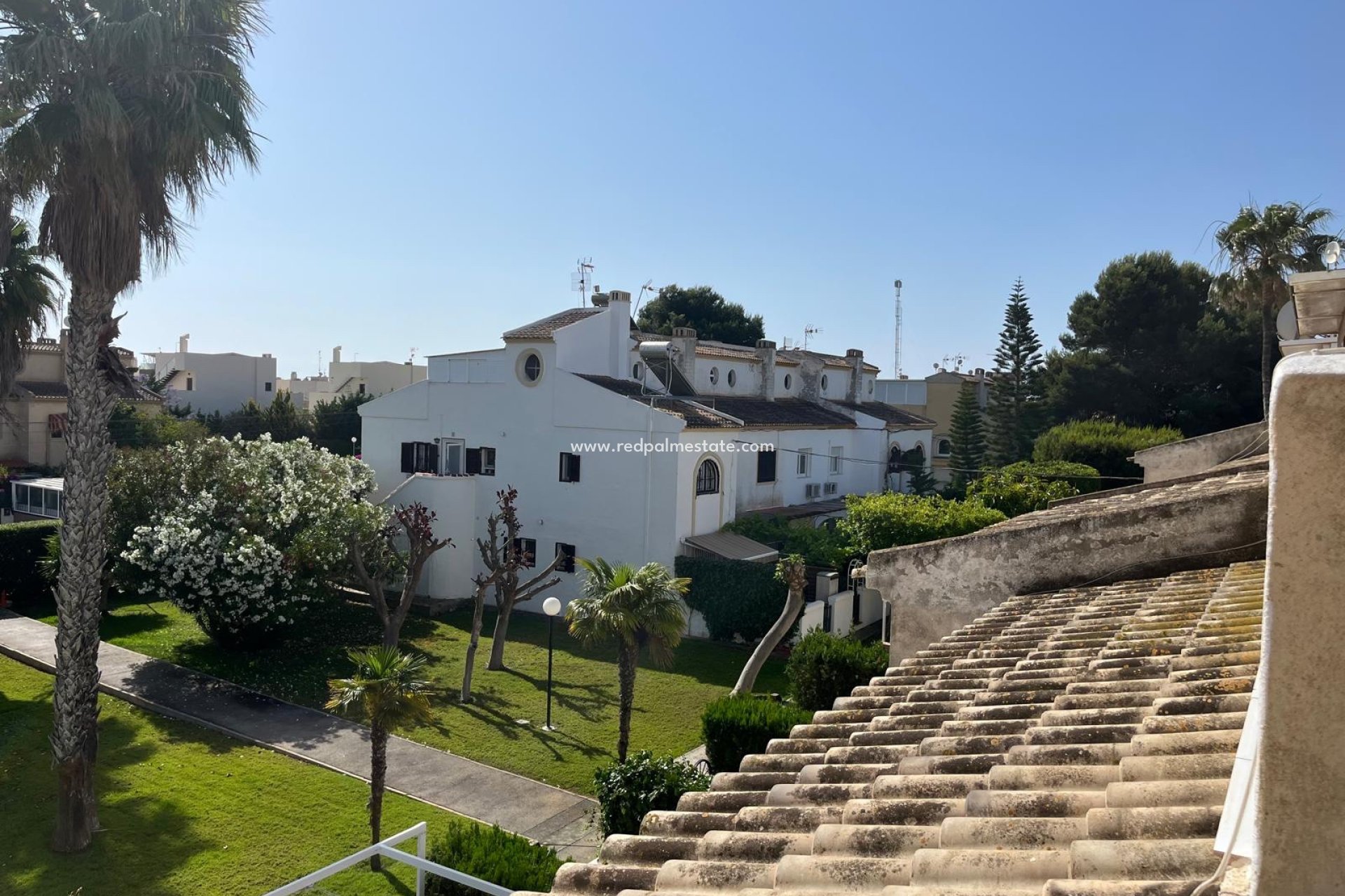 Resale - Villa -
Torrevieja - Costa Blanca