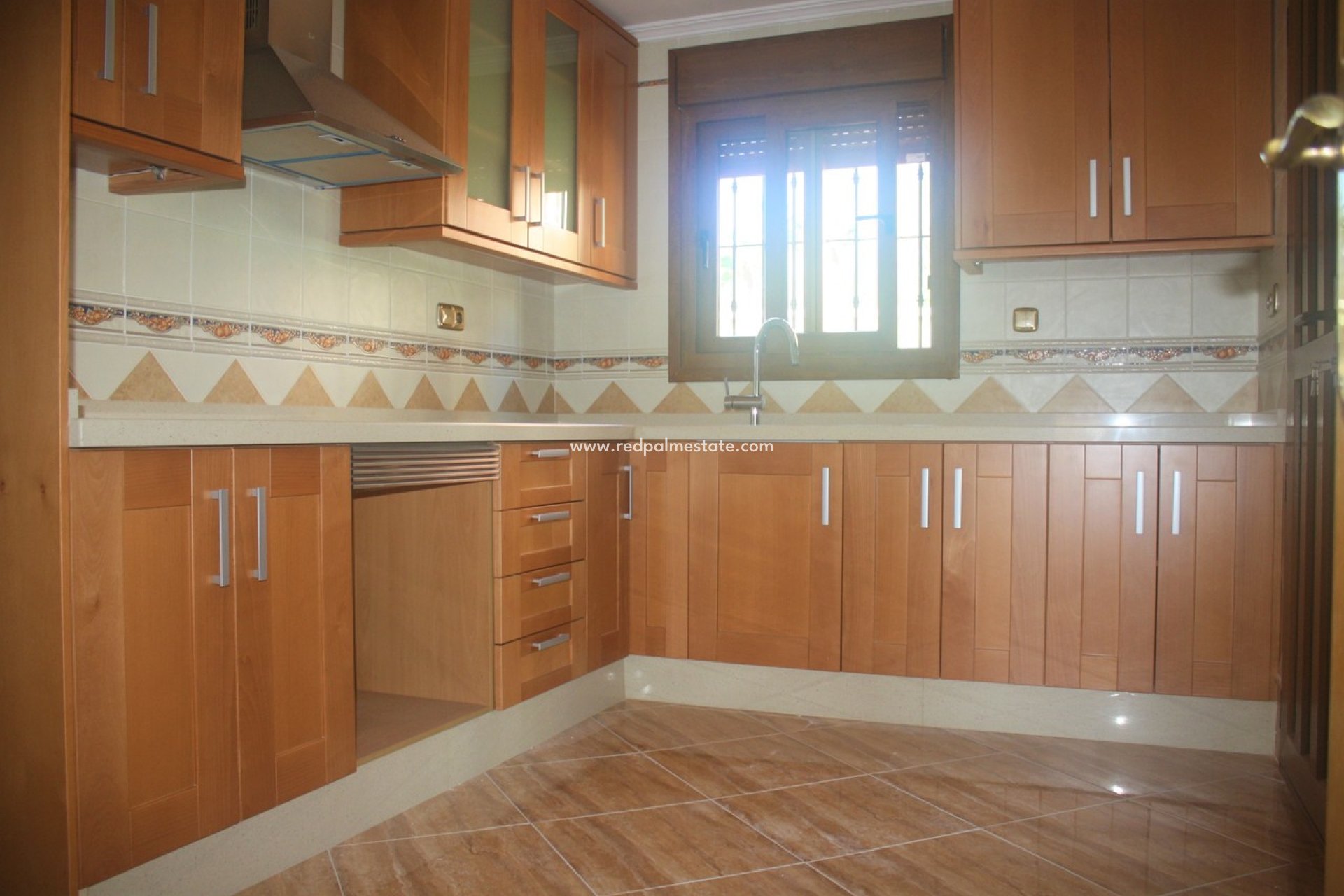 Resale - Villa -
Torrevieja - Costa Blanca