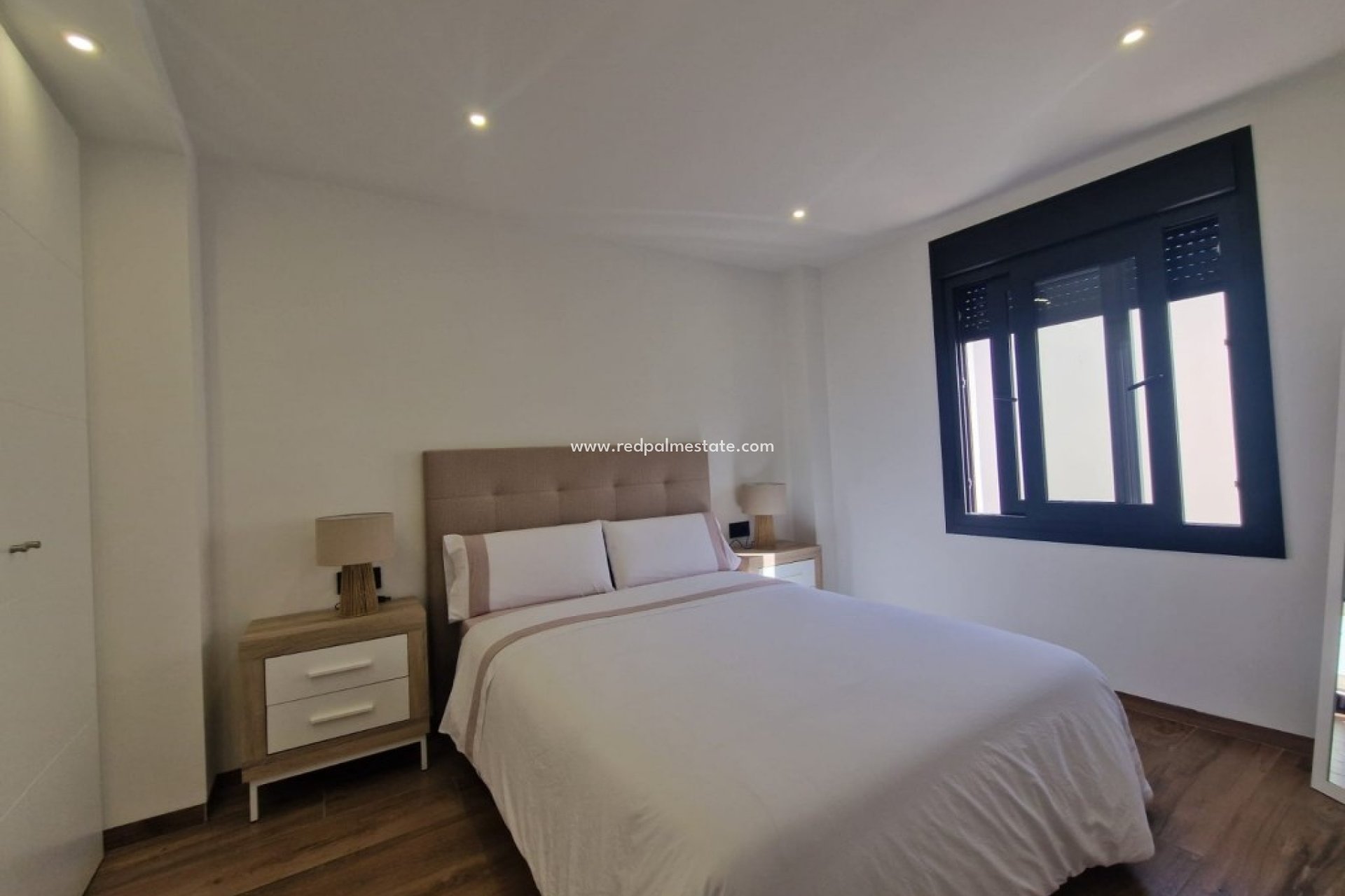 Resale - Villa -
Torrevieja - Costa Blanca