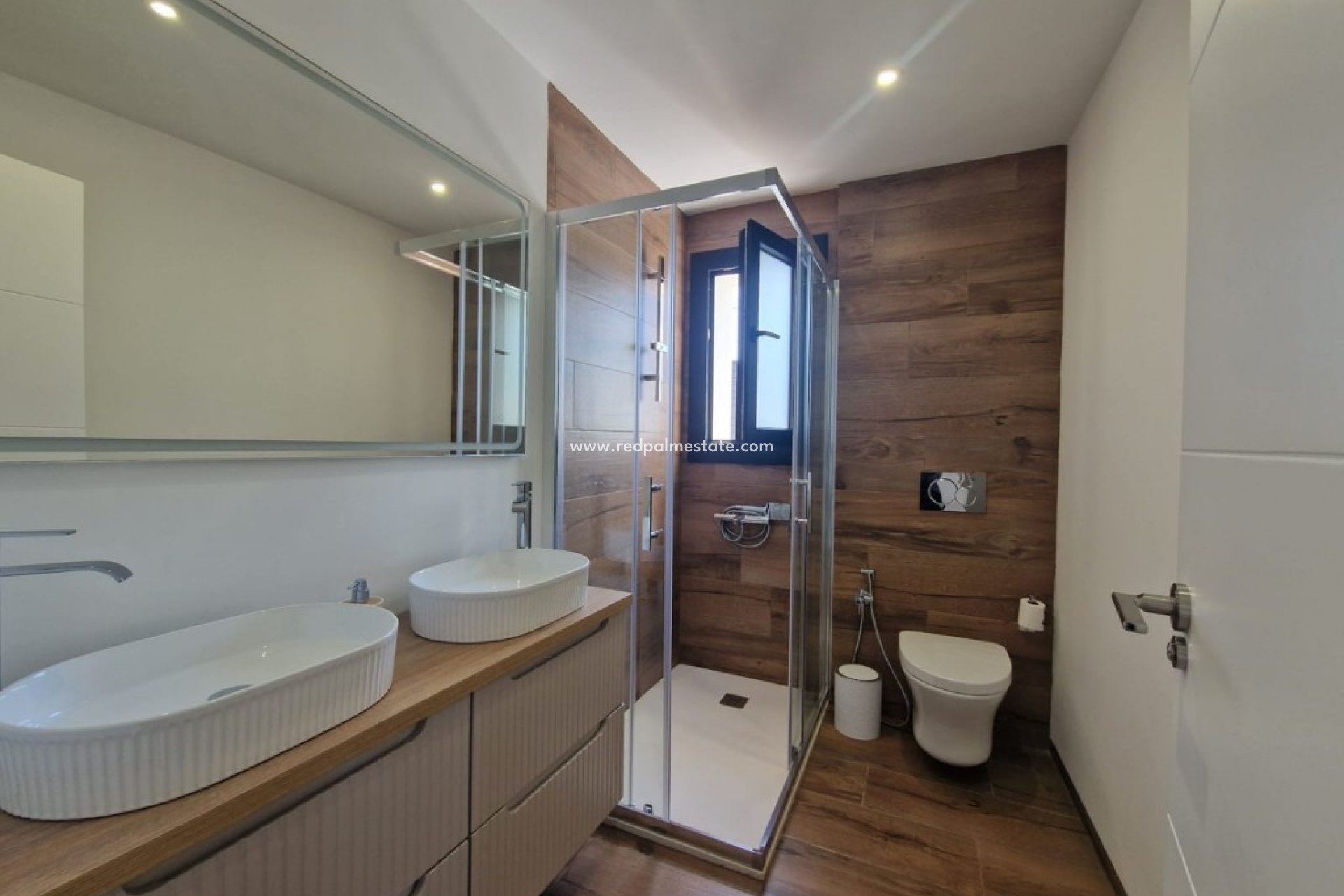 Resale - Villa -
Torrevieja - Costa Blanca