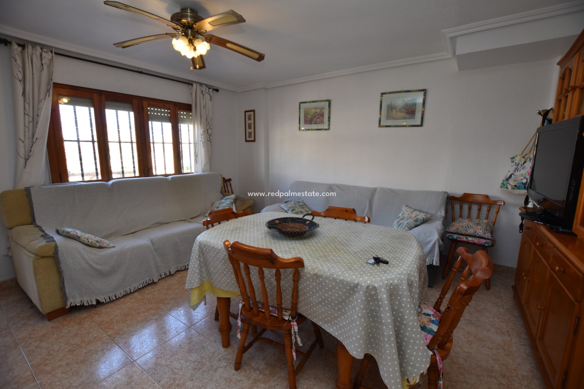 Resale - Villa -
Torrevieja - Costa Blanca