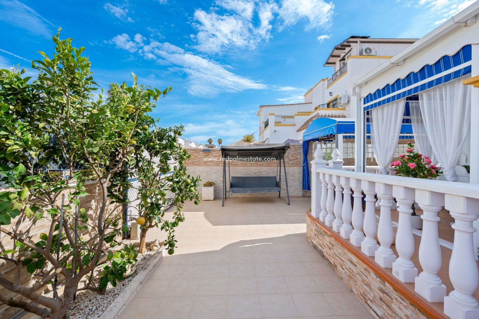 Resale - Villa -
Torrevieja - Habaneras