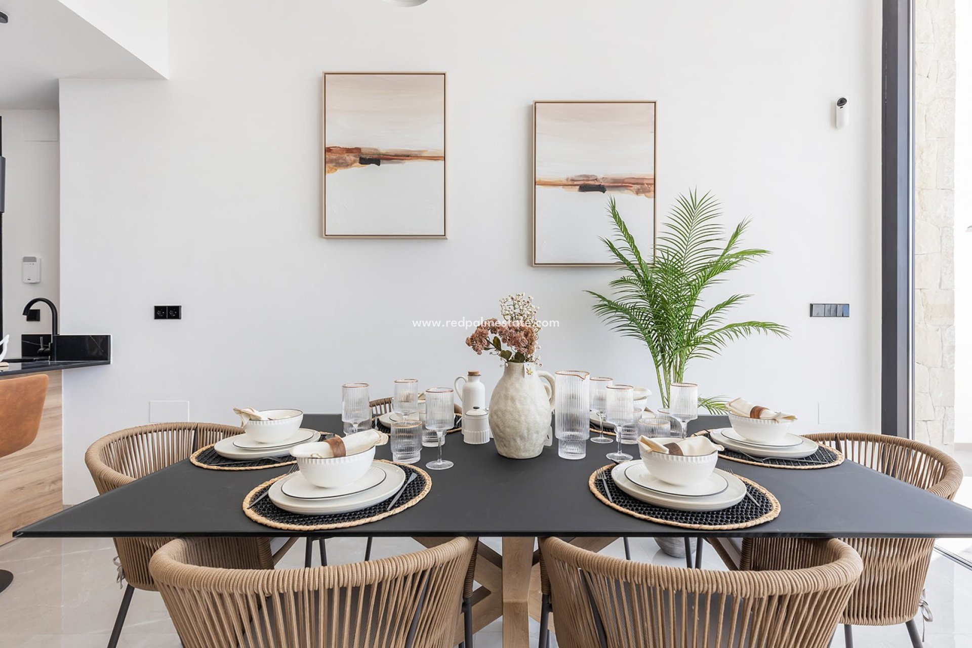 Resale - Villa -
Torrevieja - Inland