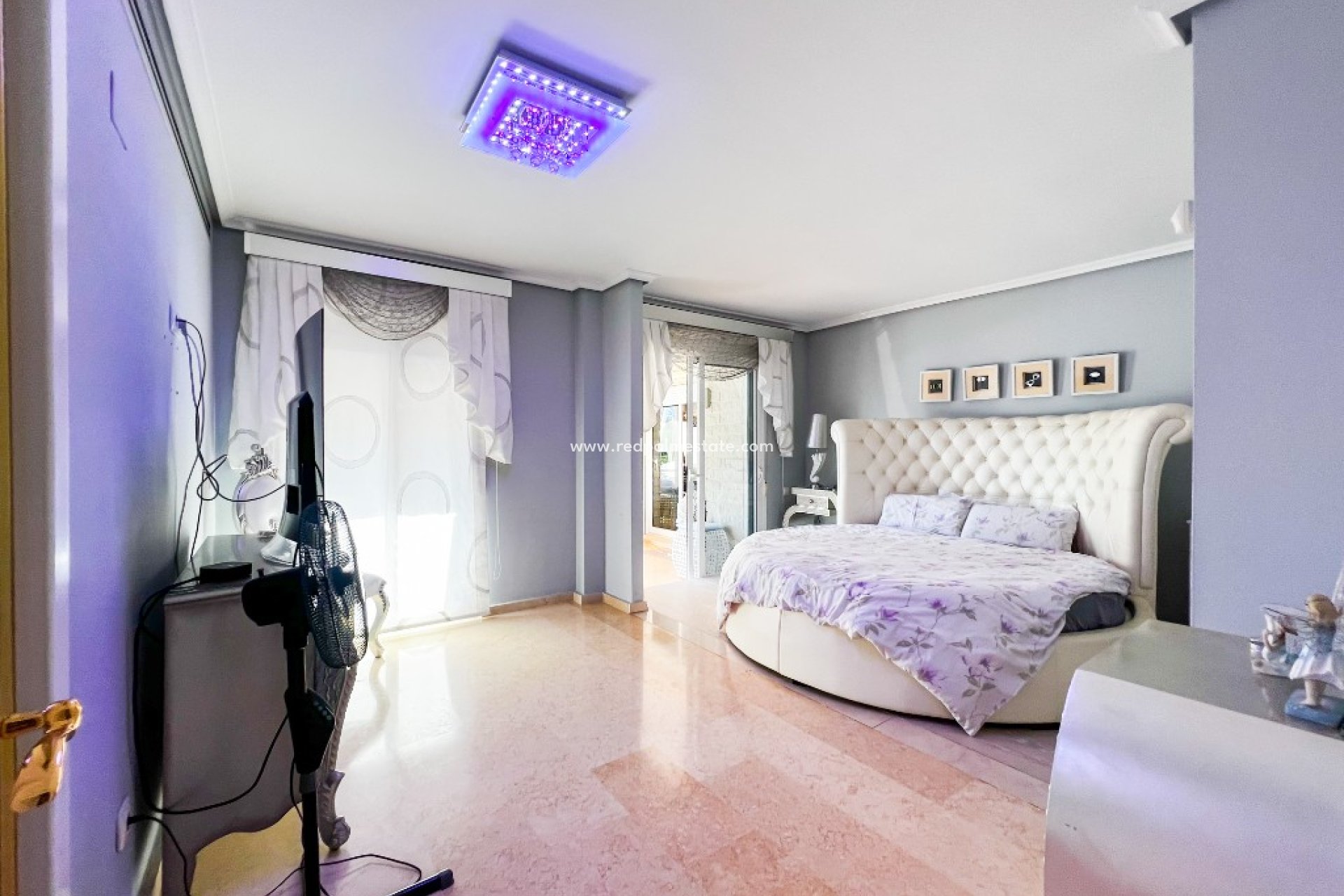 Resale - Villa -
Torrevieja - La Mata